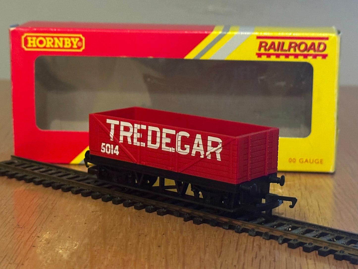 Hornby R6370 OO Gauge Tredegar LWB Open Plank Wagon 5014. Pre Owned.