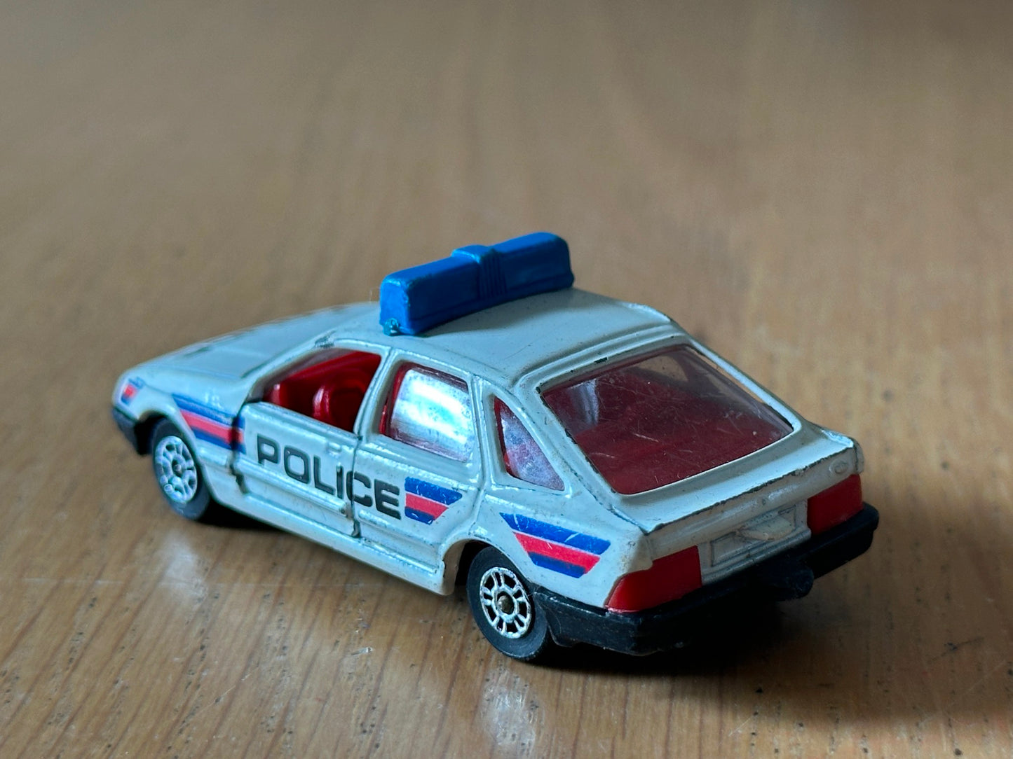 Corgi Diecast Ford Sierra 2.3 Ghia Police Car, Rare 1988 Model.