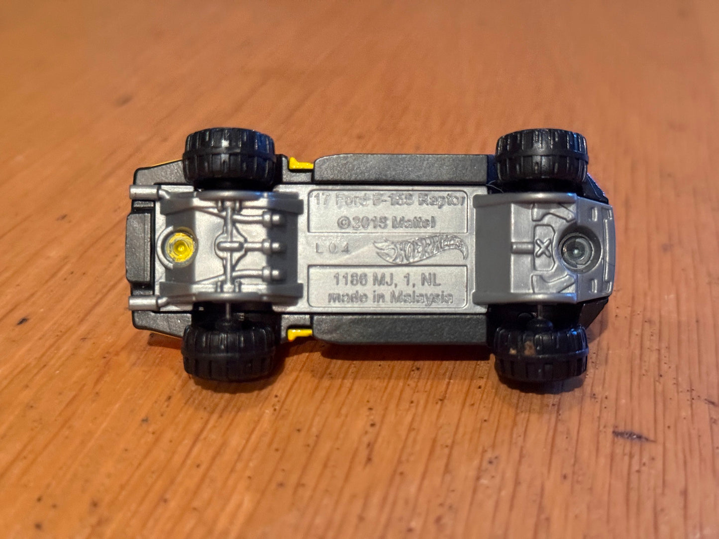 Hot Wheels Diecast Model - Ford F150 Raptor