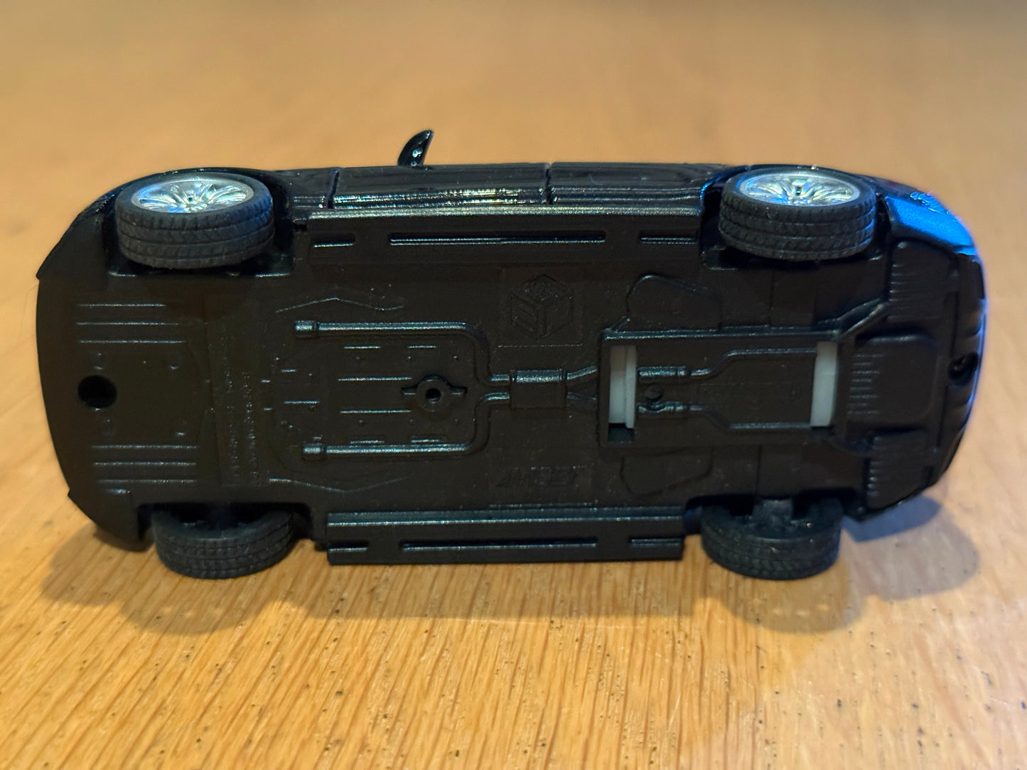 MSZ Diecast Pull Back - 1:43 Range Rover Velar - Pre owned