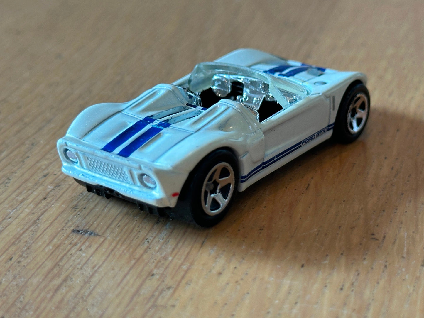 Hot Wheels Diecast Model - Ford GTX1 Concept