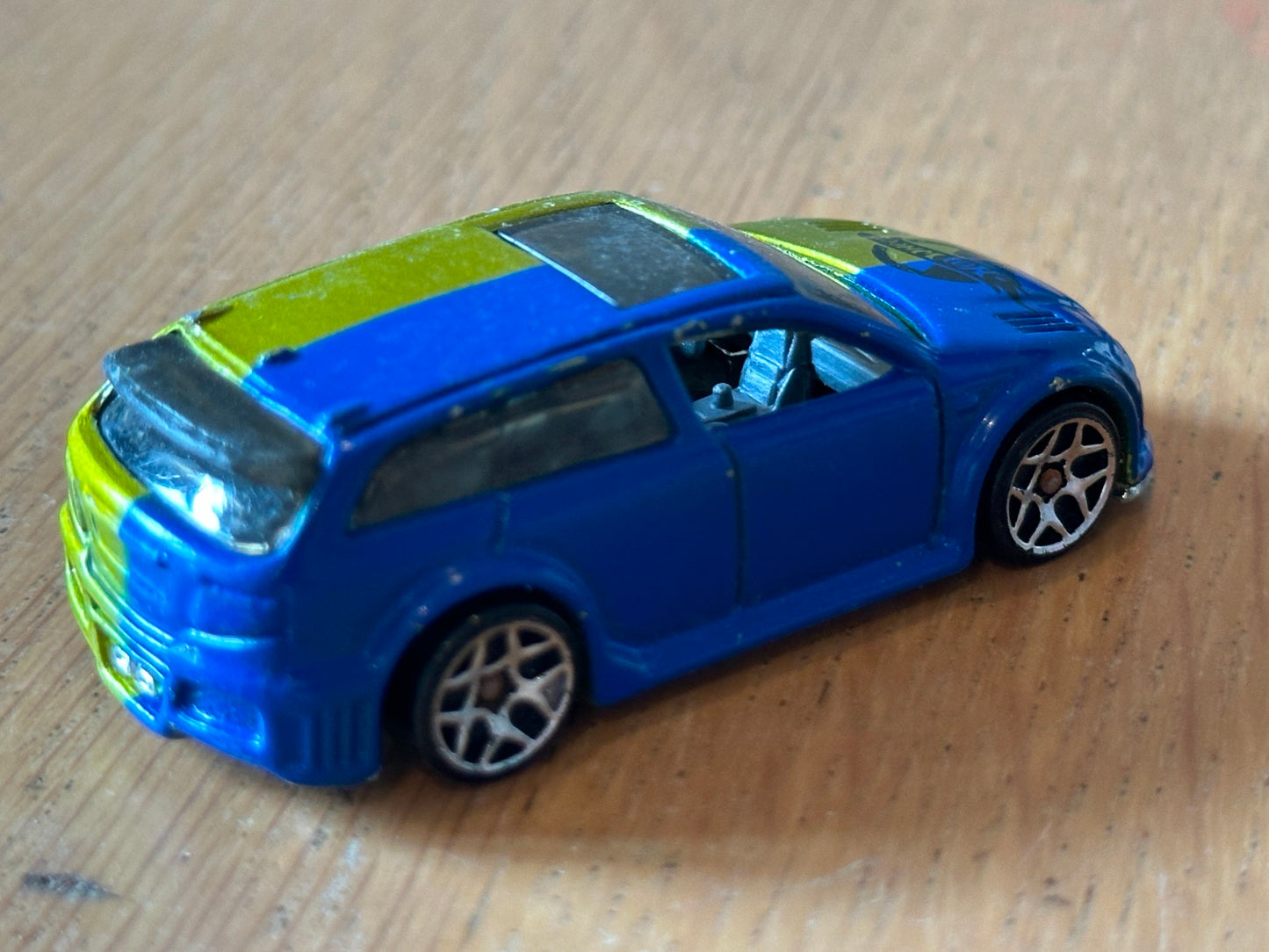 Hot Wheels Diecast Model - Audacious