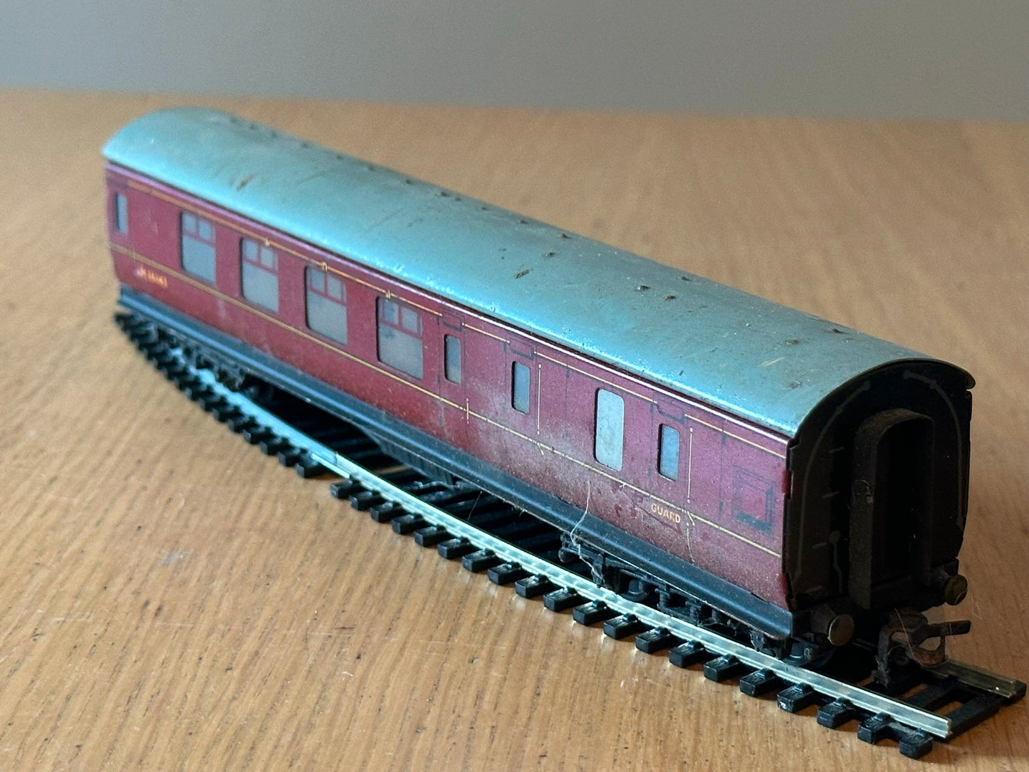 Hornby Dublo OO Gauge D22 4014 M26143 Corridor Coach Brake & 3rd
