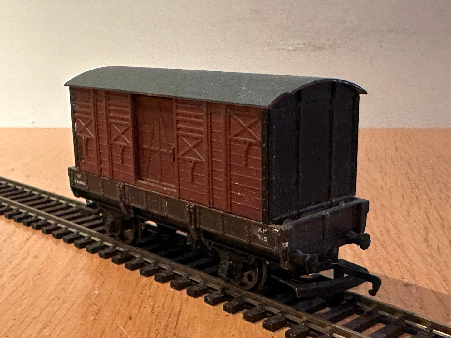 Jouef Playcraft HO Gauge Van with sliding doors