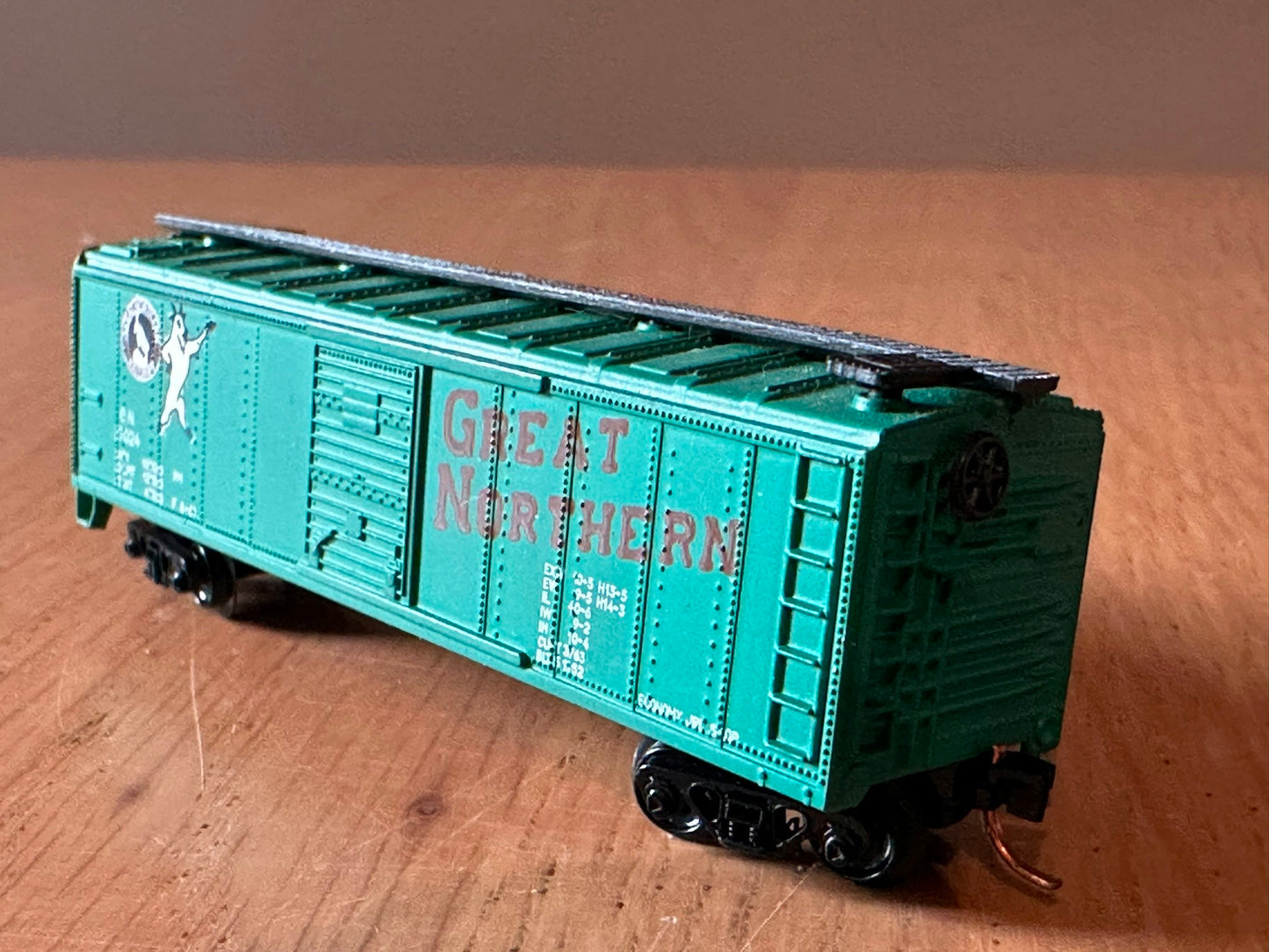 N Gauge US Outline Atlas Master USRA Steel Rebuilt 40' Boxcar - Great Northern
