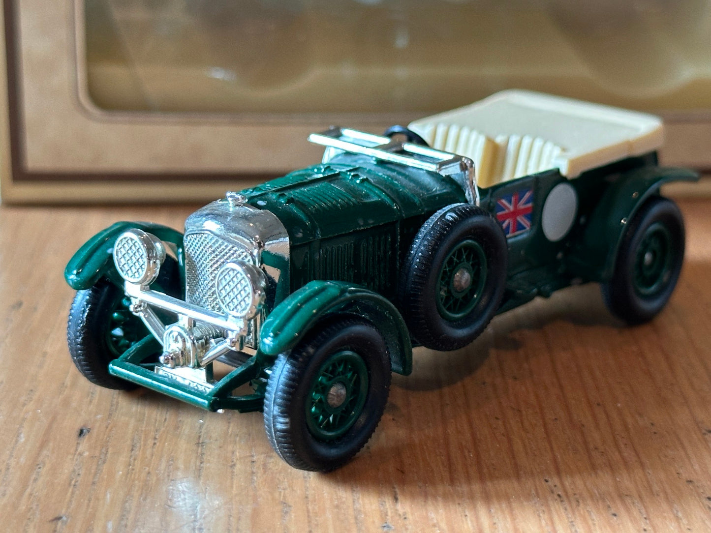Days Gone DG46000 - Bentley 4.5litre, British Racing Green, without Racing No.