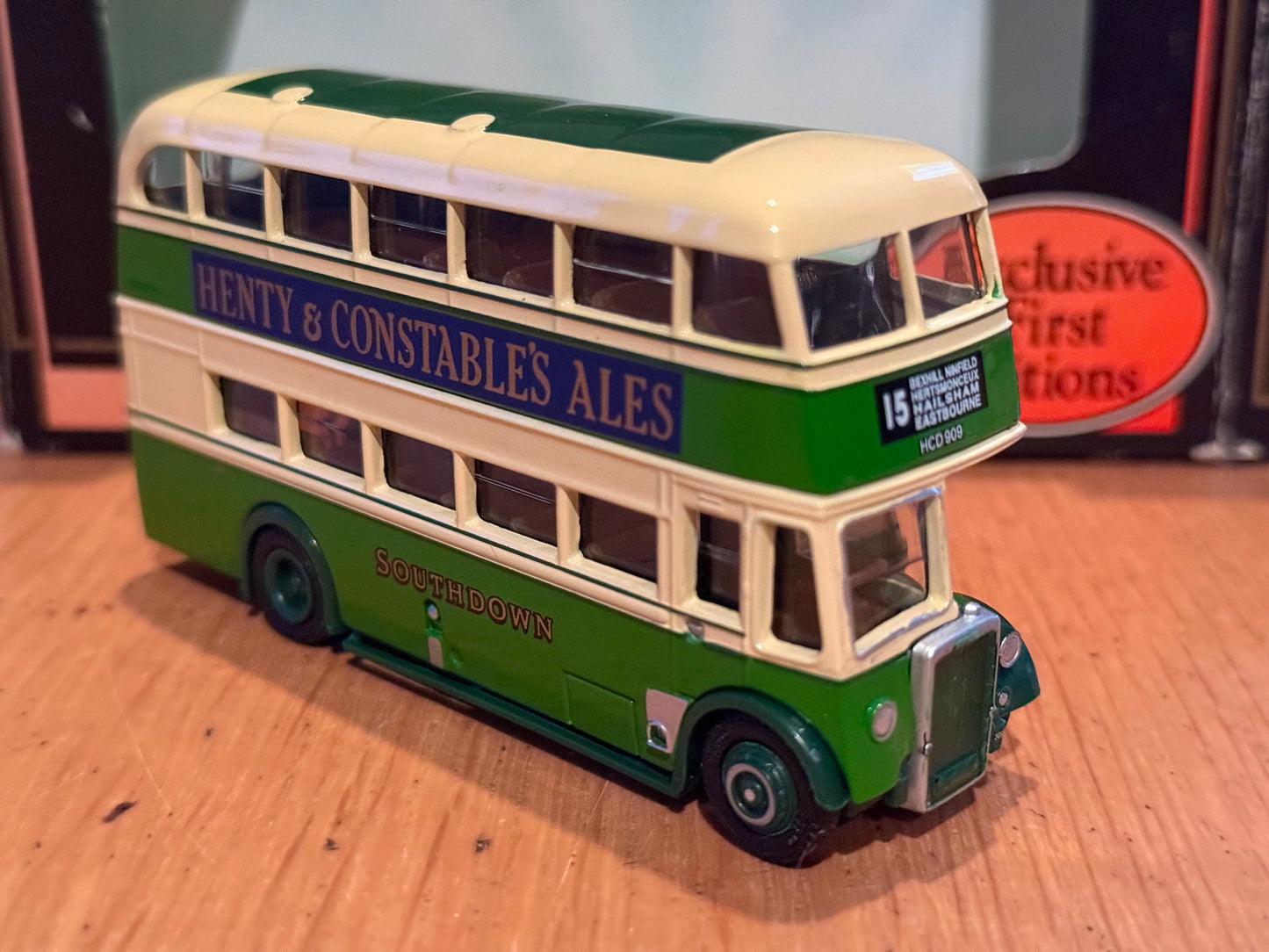 EFE OO Gauge 1:76 15910 - Leyland PD1 Highbridge - Southdown