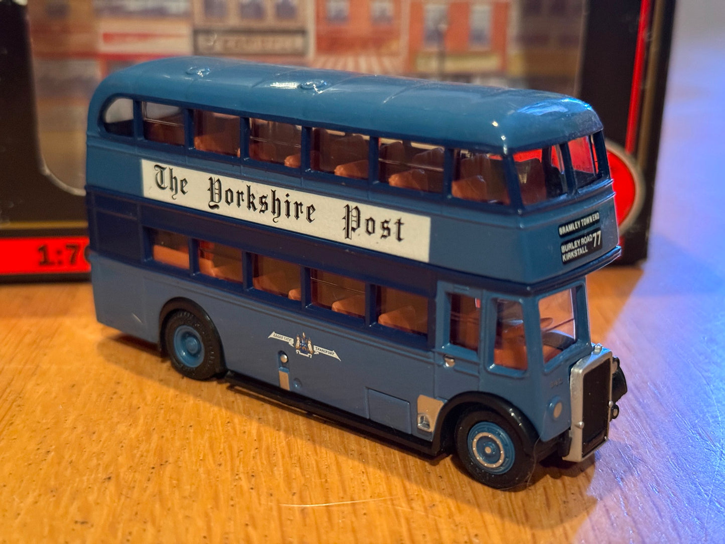EFE OO Gauge 1:76 16104 - Leyland PD2 Highbridge Bus - Leeds Transport