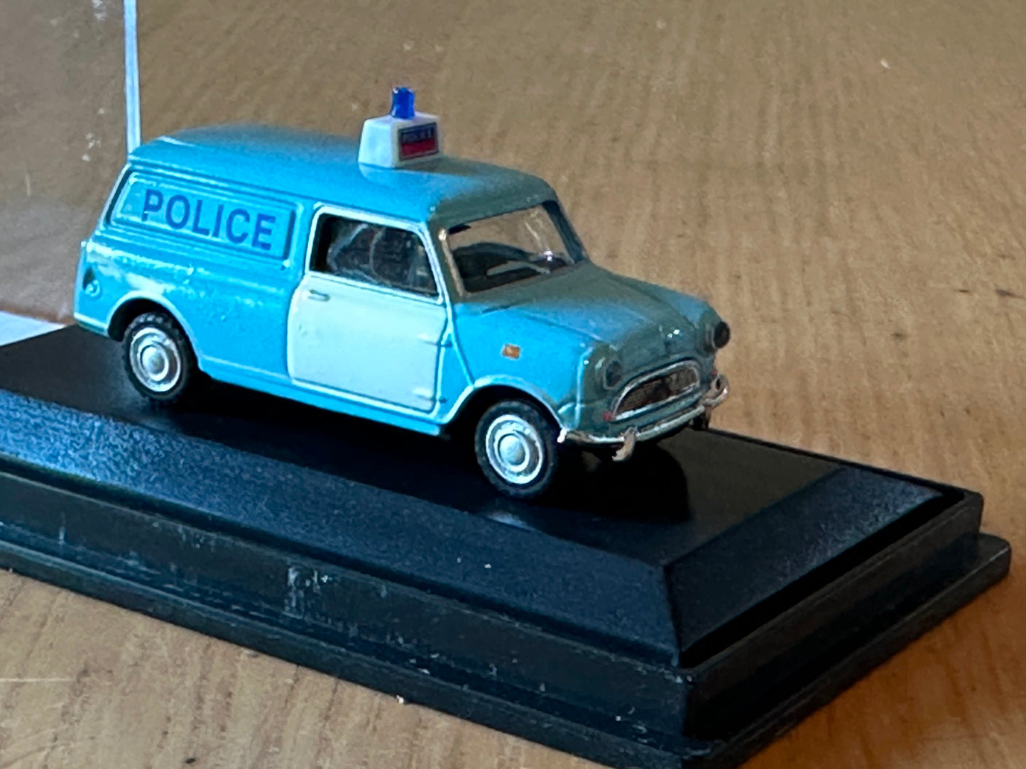 Cararama - 1:72 Scale Morris/Austin Police Mini Panel Van