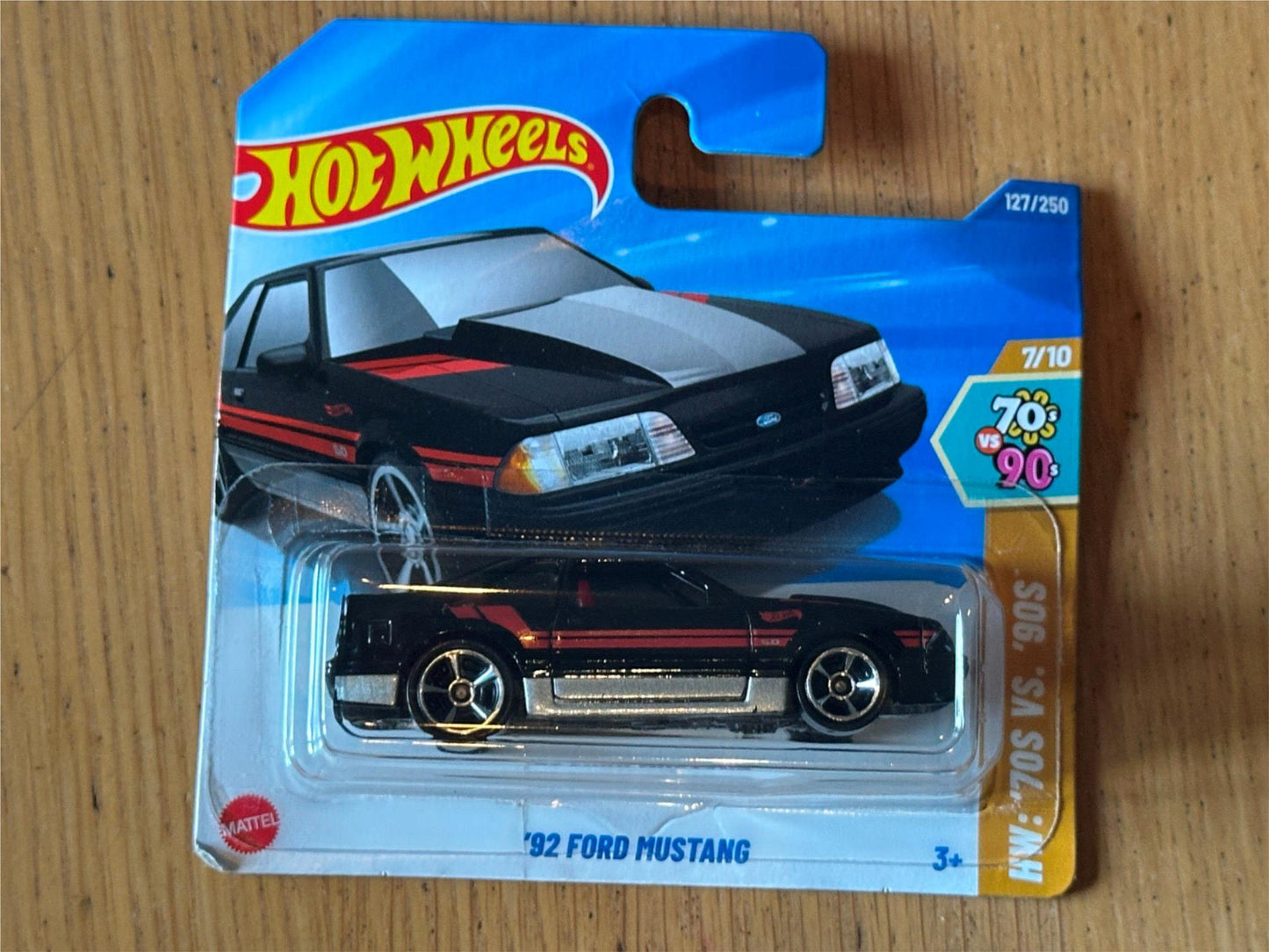 NEW Hot Wheels 127/250 - 1992 Ford Mustang