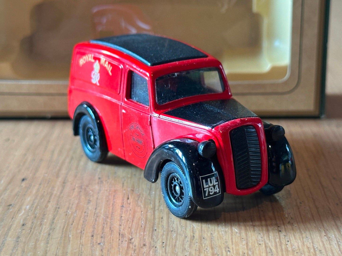 Lledo SP58035 - Morris Z Van - Royal Mail Post Office - Jersey (Rare Model)