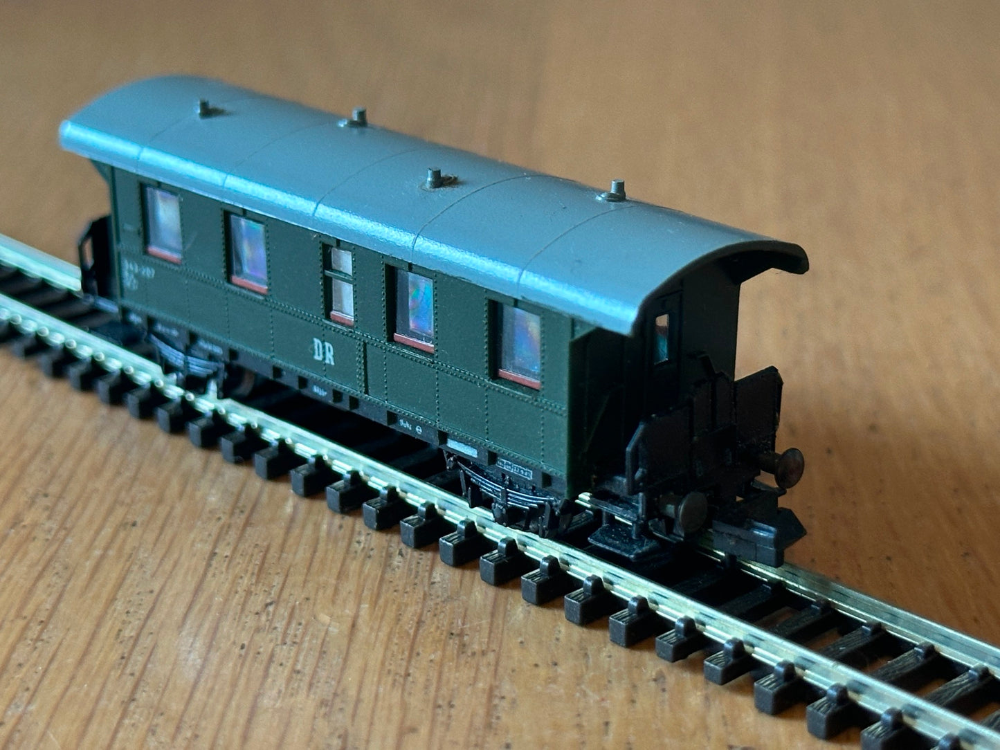 Piko 5-4135-010 - 4-Wheel Passenger Coach of the German DR