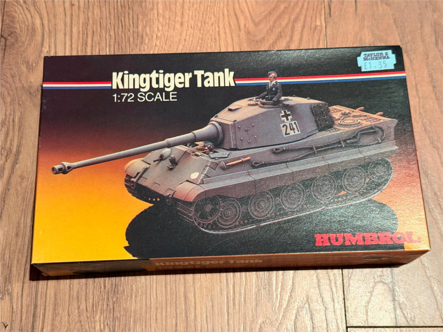 New Humbrol Kingtiger Tank - 1:72 Plastic Model Kit (never opened)