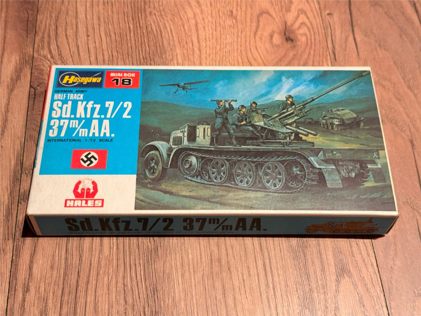 New Hasegawa Sd Kfz 7/2 32mm AA. - 1:72 Plastic Model Kit (never opened)