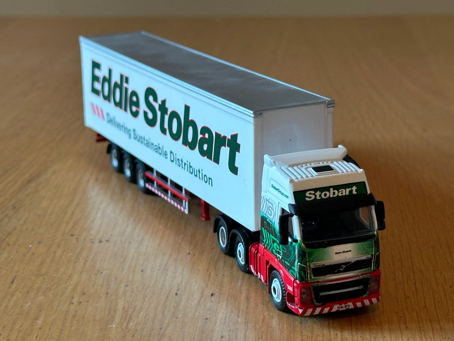 Atlas OO Gauge Eddie Stobart - Volvo FH 460 Box Trailer - Marina Elizabeth