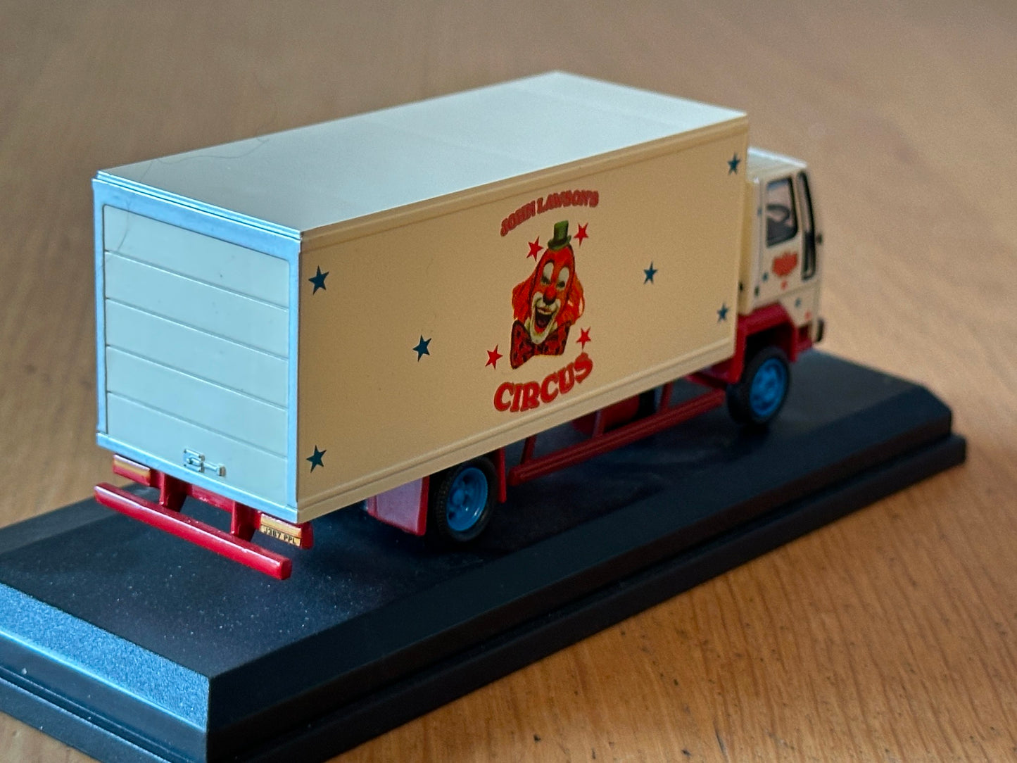 Atlas Editions OO Gauge - Ford Cargo Box Van - John Lawson's