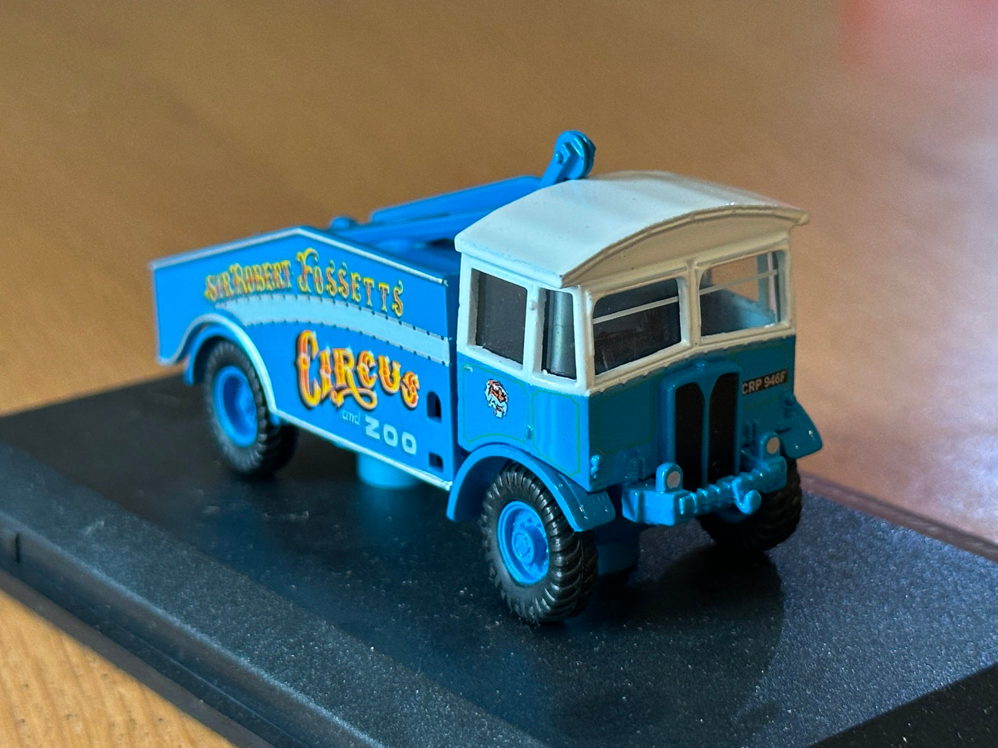 Atlas Editions OO Gauge - AEC Matador - Sir Robert Fossett's Circus