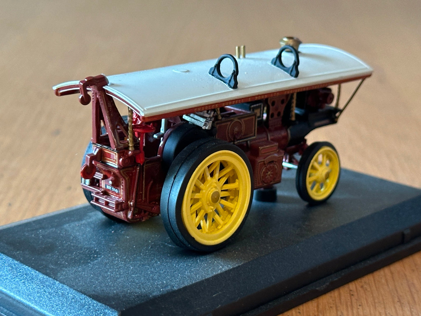 Atlas Editions OO Gauge - Burrell Showman's Traction Engine - Winston Churchill