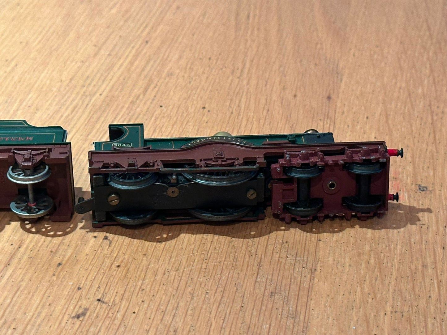 Hornby Triang R354 OO Gauge Lord of The Isles 3046 Steam Engine. Pre owned.