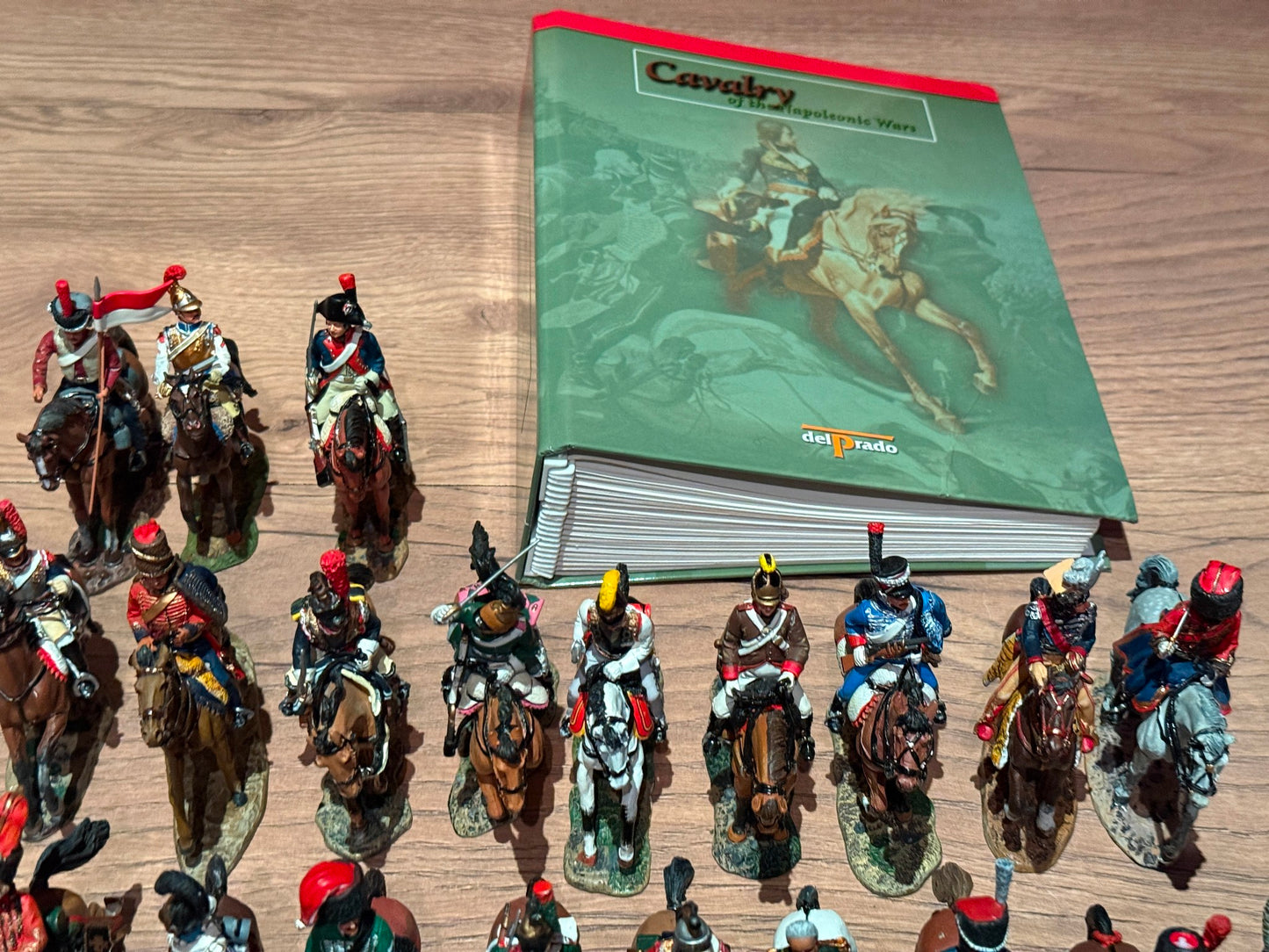 Auction - Large lot of 38 Del Prado Cavalry Figures & Magazines