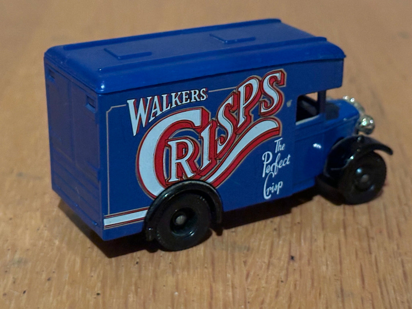 1995 Diecast Lledo Days Gone 1934 Dennis Parcel Van - Walkers Crisps No Box.