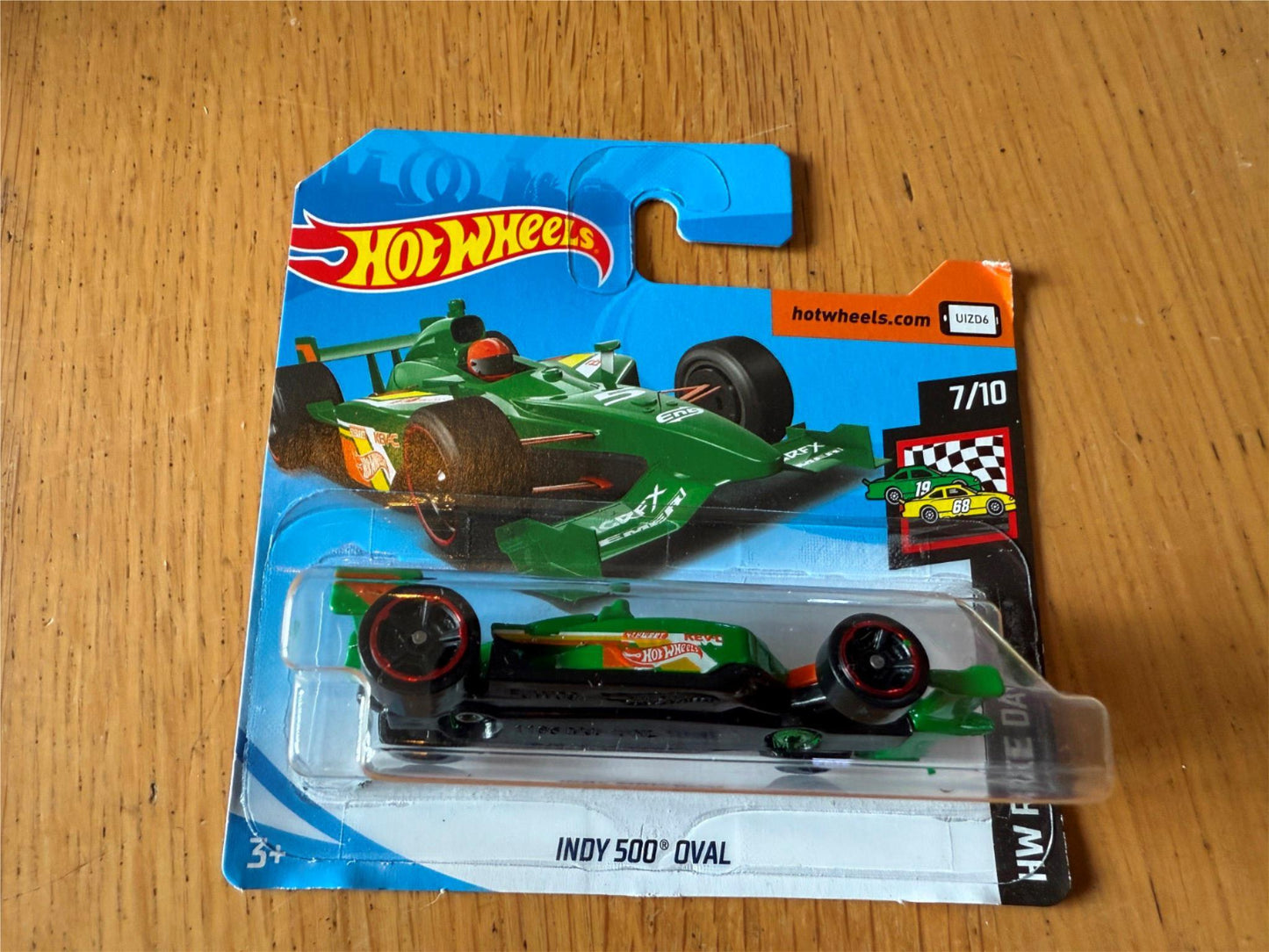 NEW Hot Wheels - Indy 500 Oval