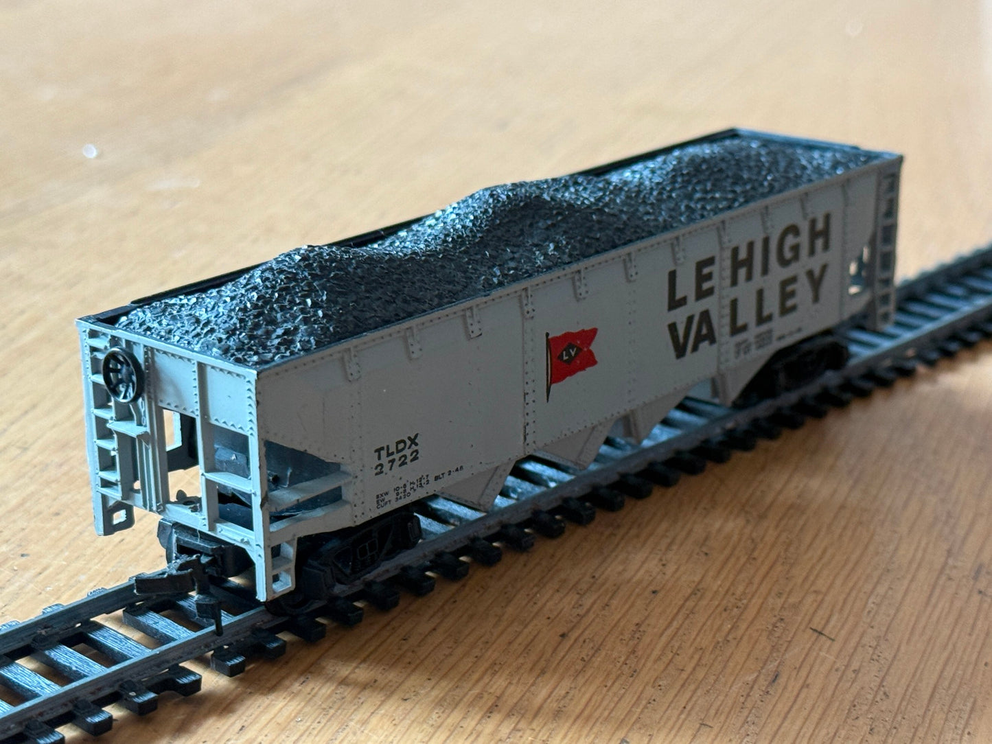 Bachmann HO Scale - Lehigh Valley Hopper Truck Wagon TDLX2722