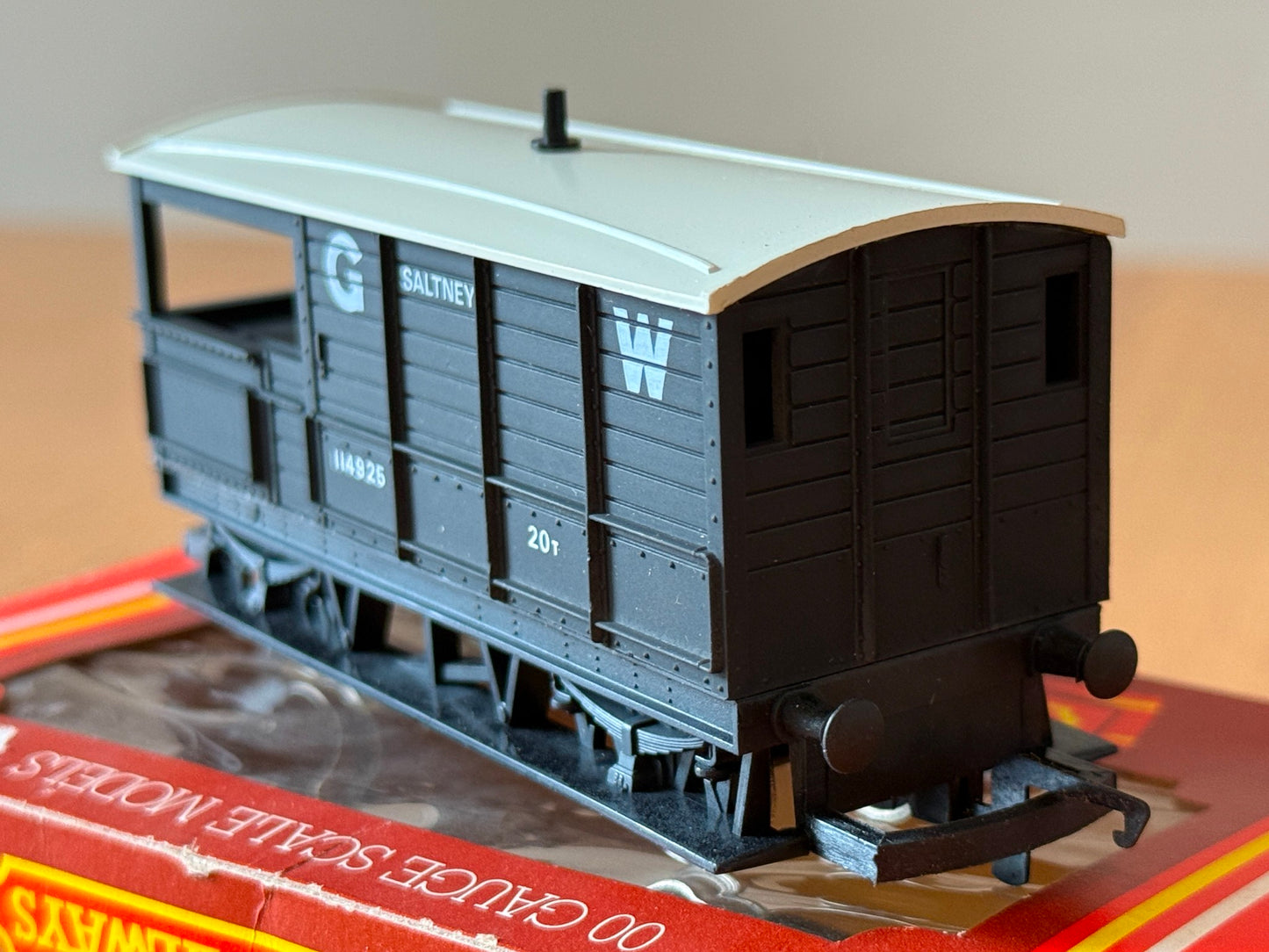 Hornby OO Gauge R386 - Loose Plank Wagon GW 102971