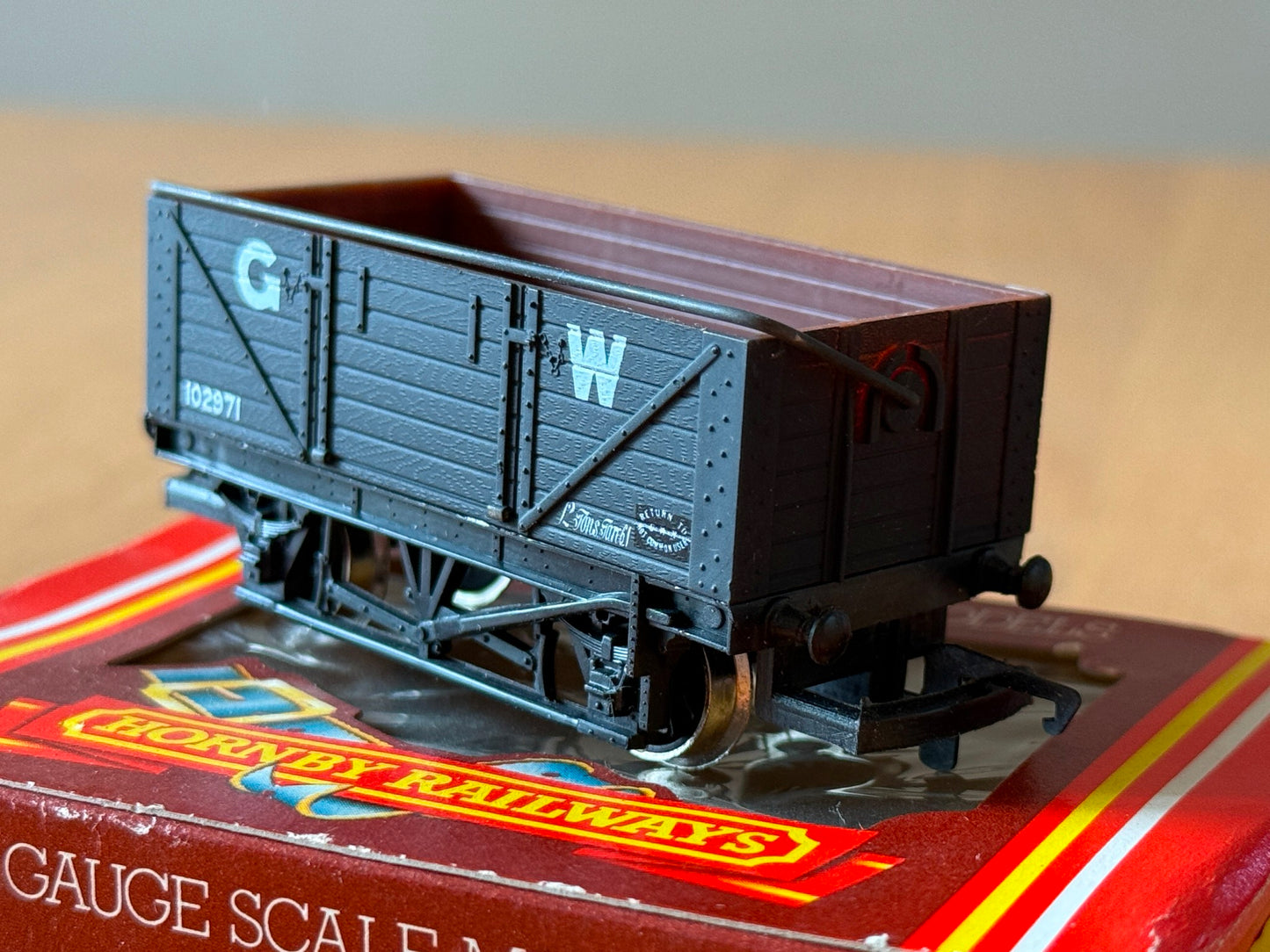 Hornby OO Gauge R386 - Loose Plank Wagon GW 102971