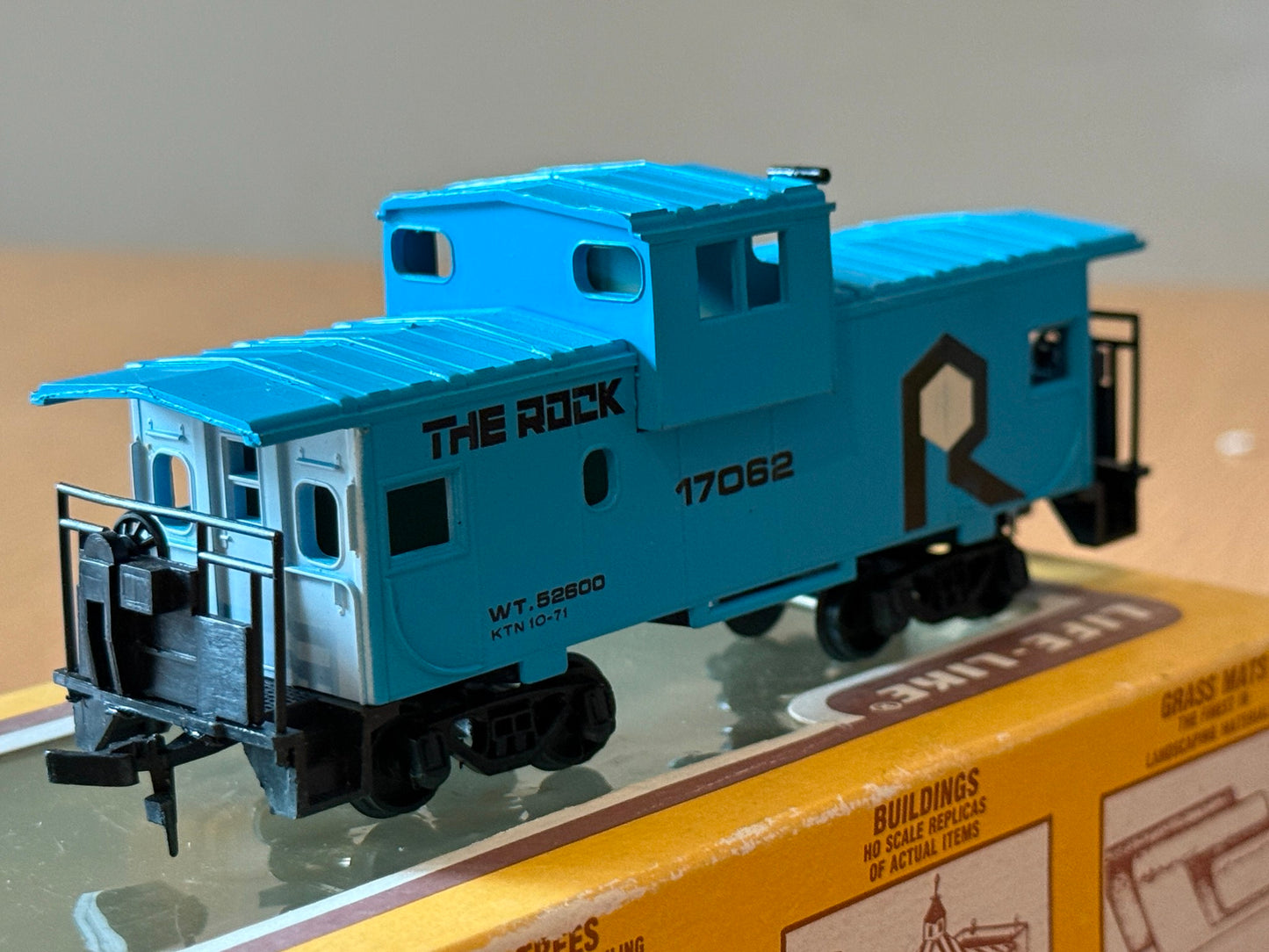 LIfe Like HO Scale - Canadian National CN 256172 Cattle Wagon