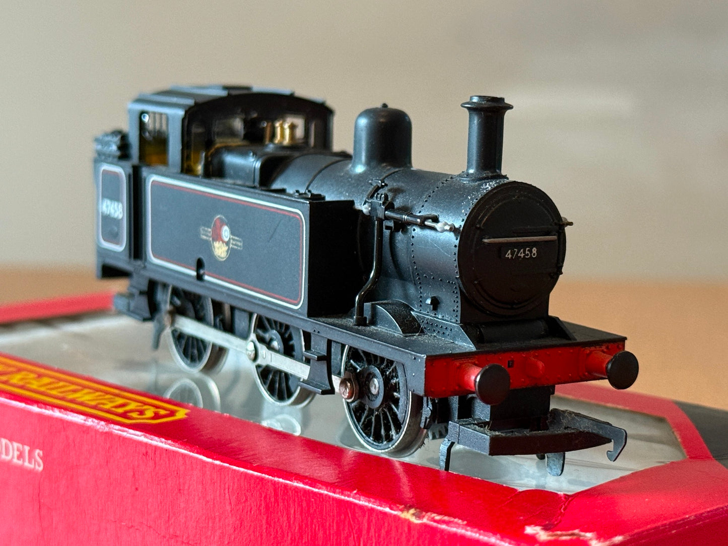 Hornby OO Gauge R058 - BR Lined 0-6-0 Locomotive 47458 VGC Runs