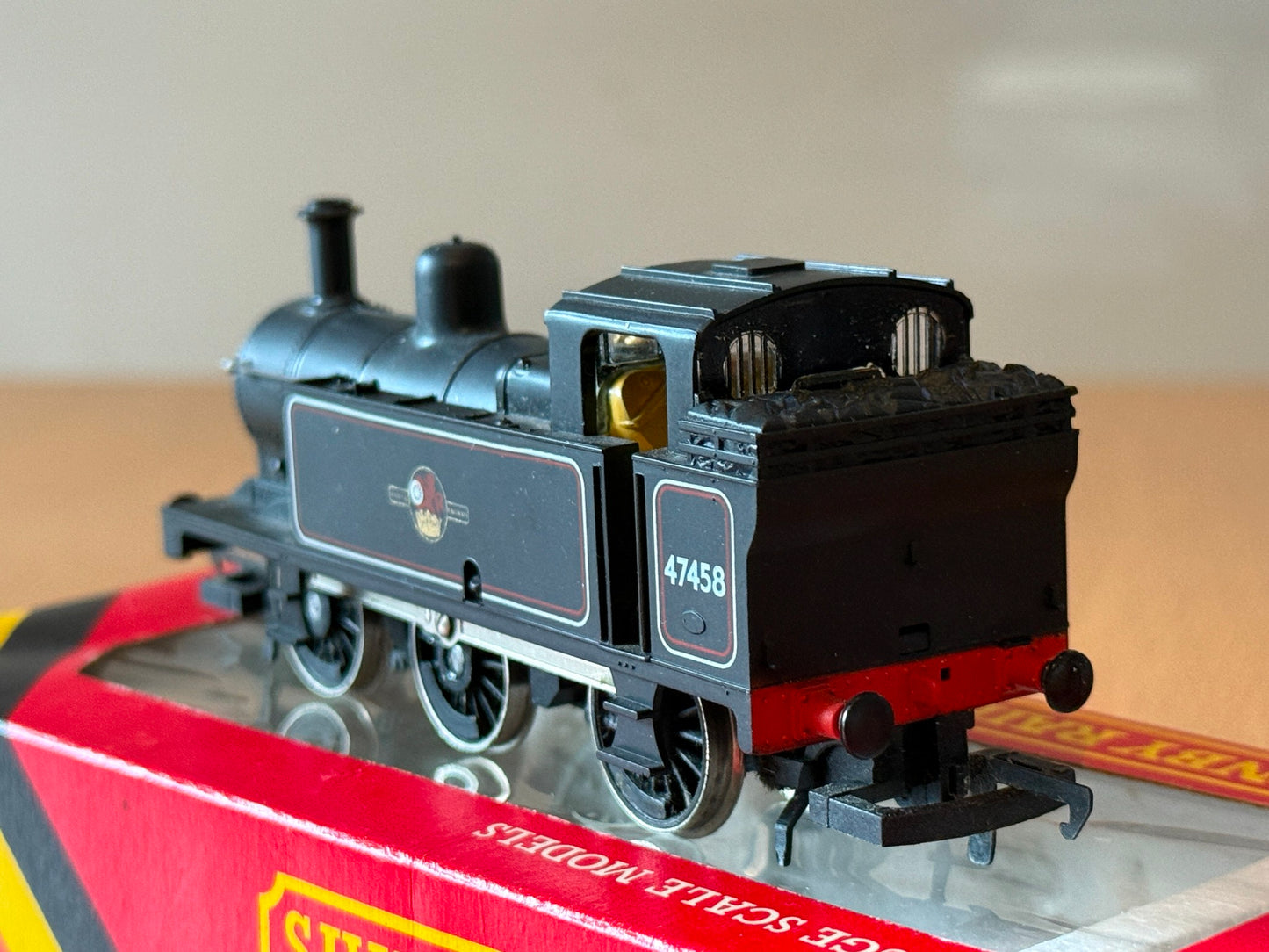 Hornby OO Gauge R058 - BR Lined 0-6-0 Locomotive 47458 VGC Runs