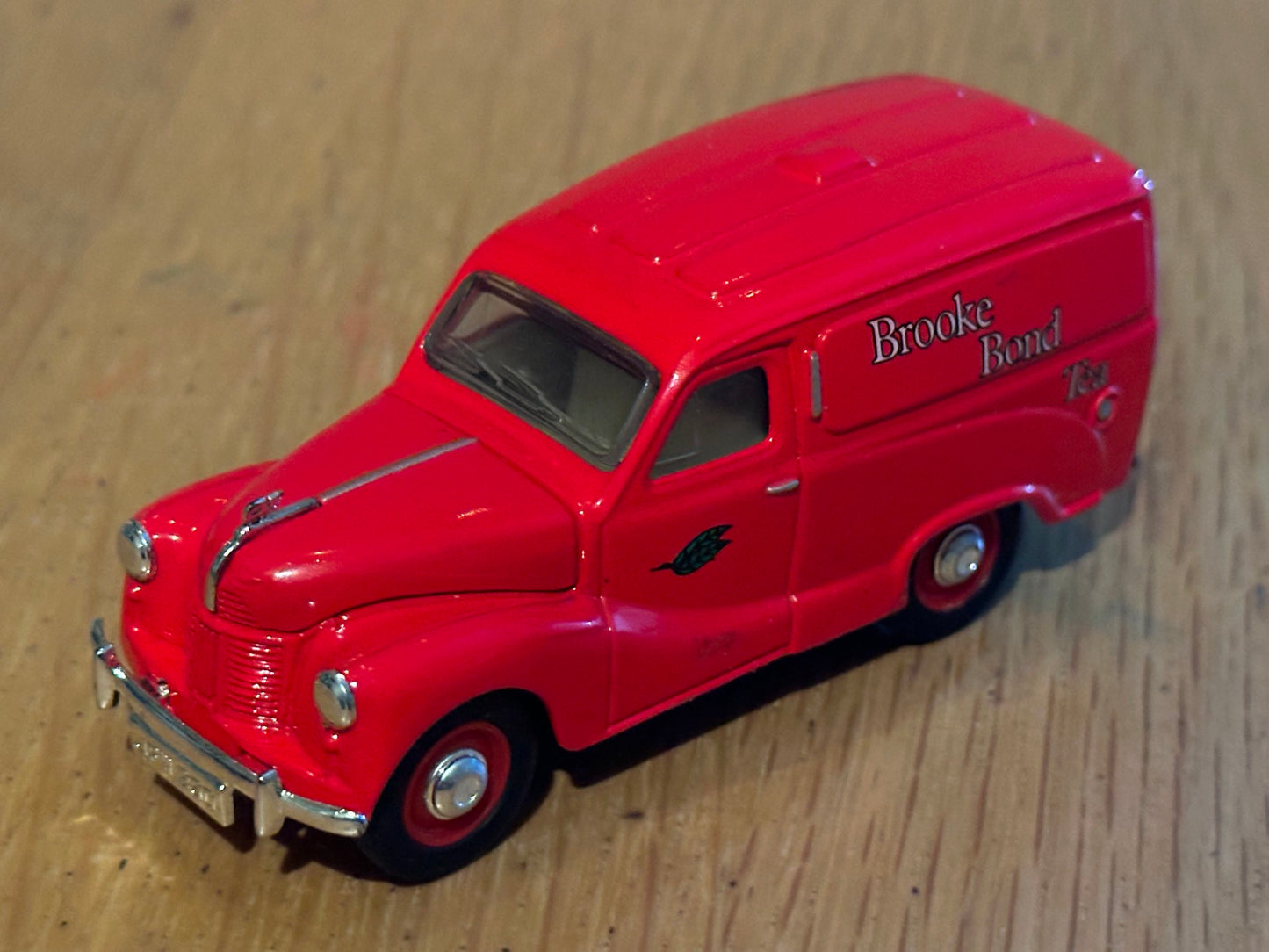 Matchbox - The Dinky Collection DY15. Brooke Bond Austin A40 Van.
