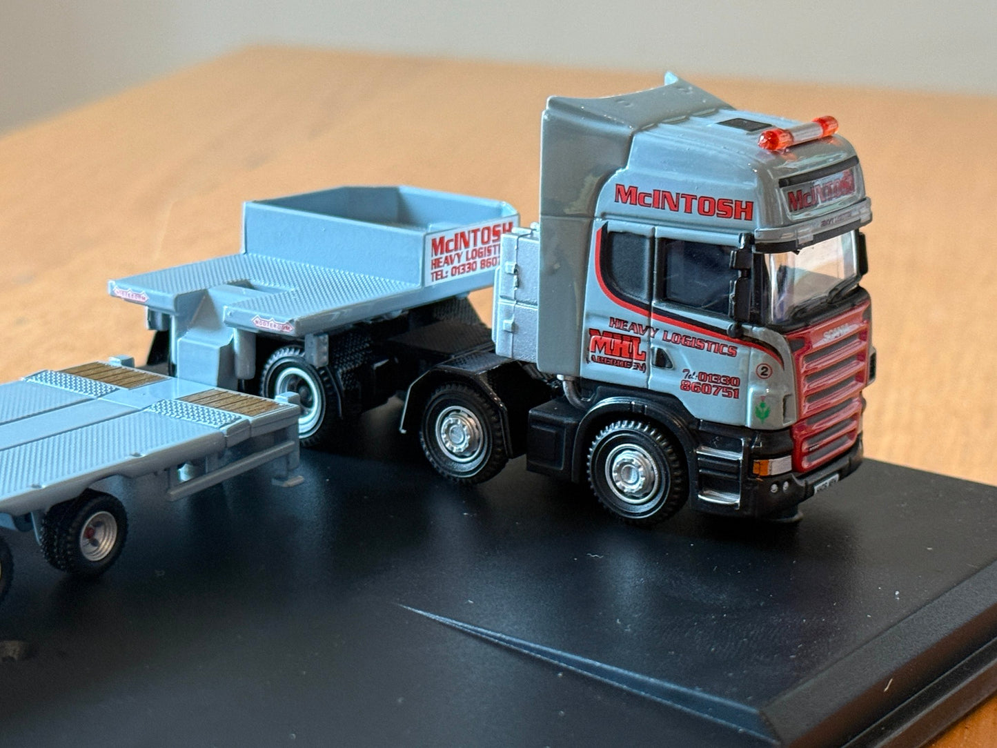 Oxford Diecast Haulage SCA02LL - McIntosh Plant Hire Low Loader 1:76