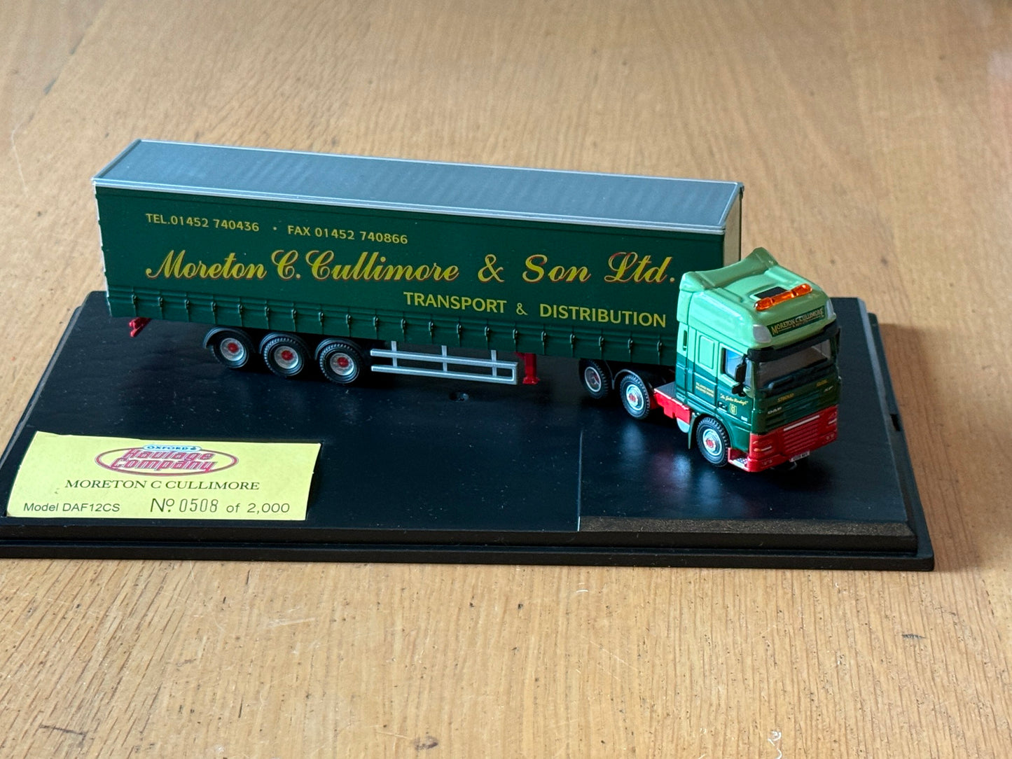 Oxford Diecast Haulage DAF12CS - DAF 105 XXL Moreton Cullimore Curtainsider 1:76