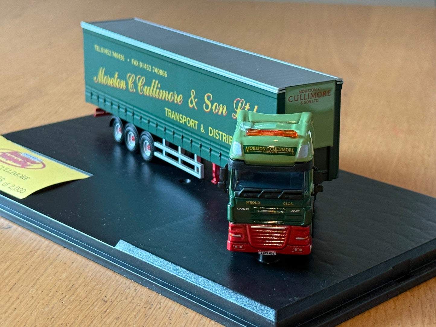 Oxford Diecast Haulage DAF12CS - DAF 105 XXL Moreton Cullimore Curtainsider 1:76