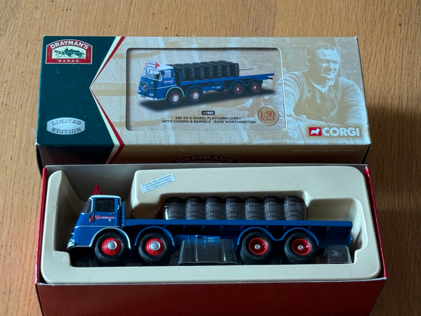 Corgi Classics 11802 1:50 ERF KV 8 Wheel Flatbed & Barrels Bass Worthington BNIB