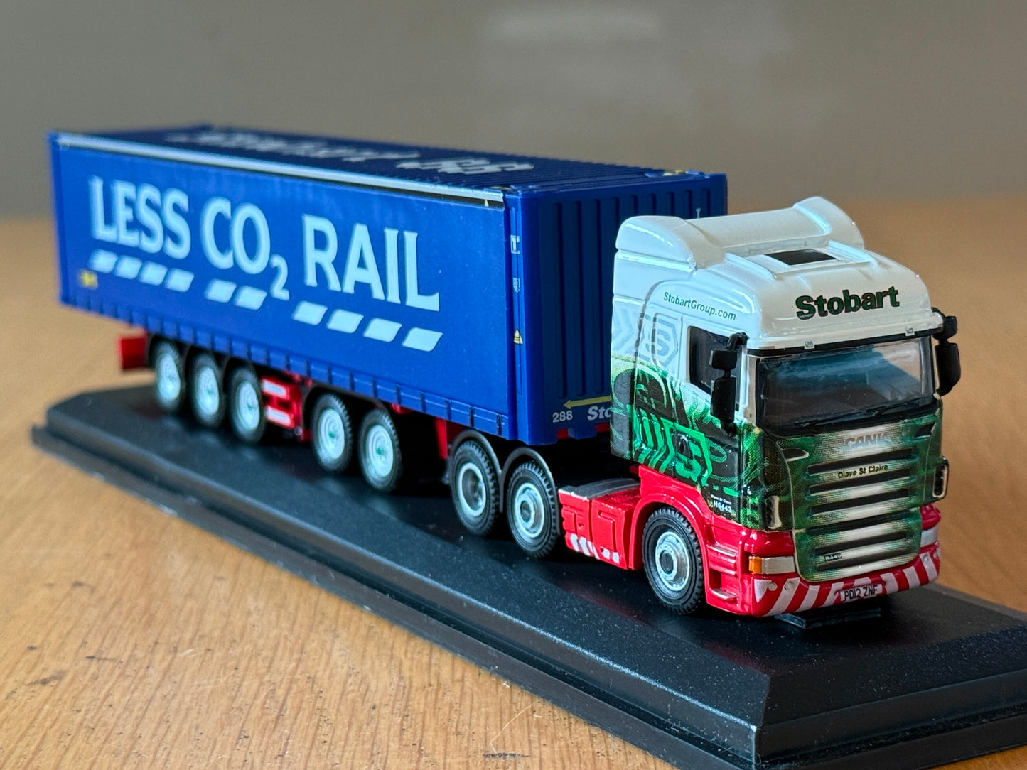 Oxford Diecast Eddie Stobart Truck and Tesco Skeletal Trailer. 1:76 OO Gauge