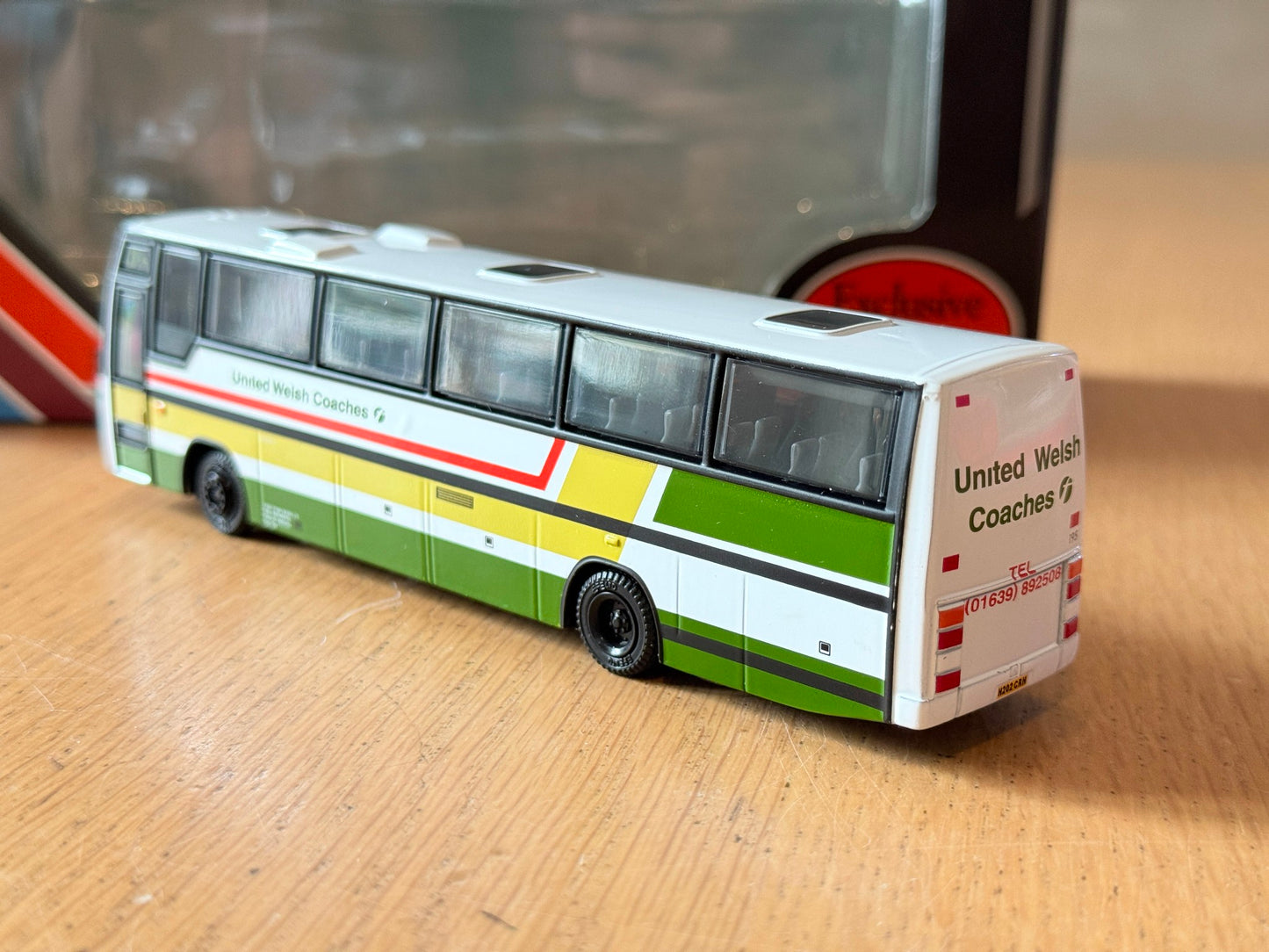 EFE 26701 - 1:76 Plaxton Paramount 3500 (Closed Back) - United Welsh Coaches