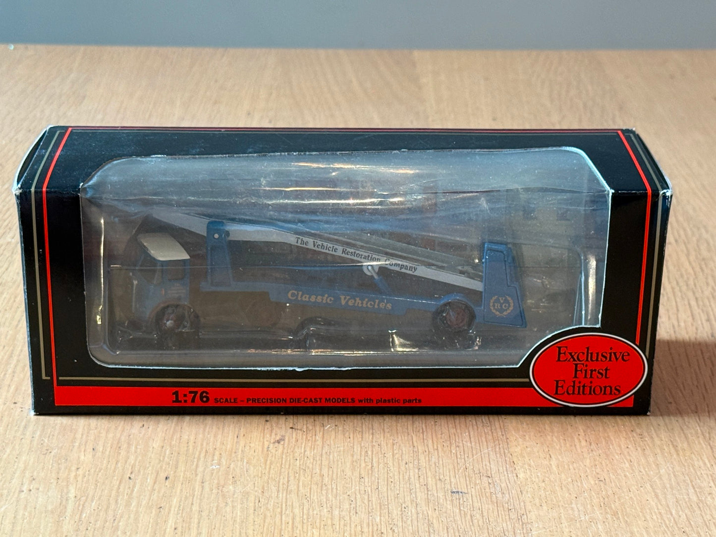 EFE 13002 - 1:76 OO Gauge Atkinson Car Transporter 'Classic Restorations'