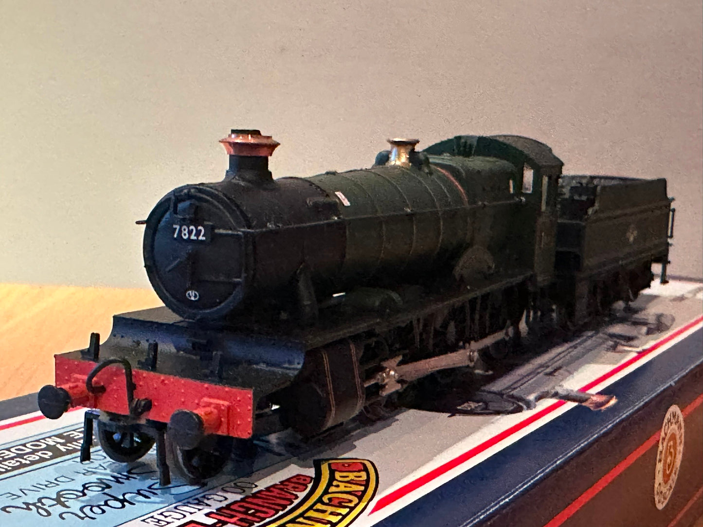 Bachmann Branchline 31-306 Manor Class 4-6-0 7822 'Foxcote Manor'. Preowned.