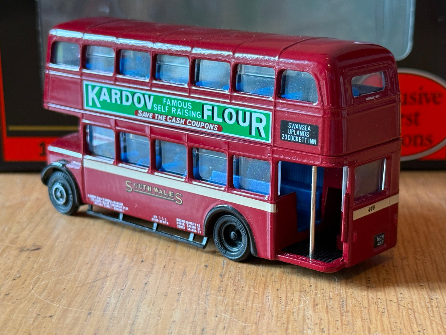 EFE 19704 - 1:76 AEC Regent V (Orion) - South Wales Transport