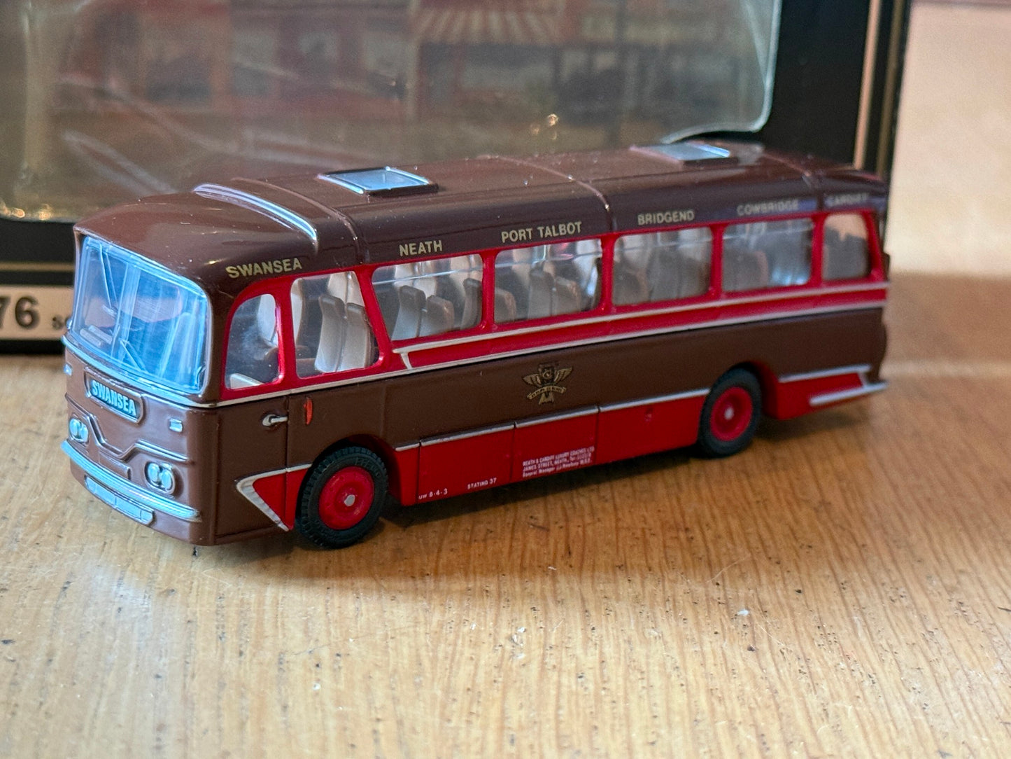 EFE 12105 - 1:76 Harrington Cavalier Coach - Neath & Cardiff Swansea Bus