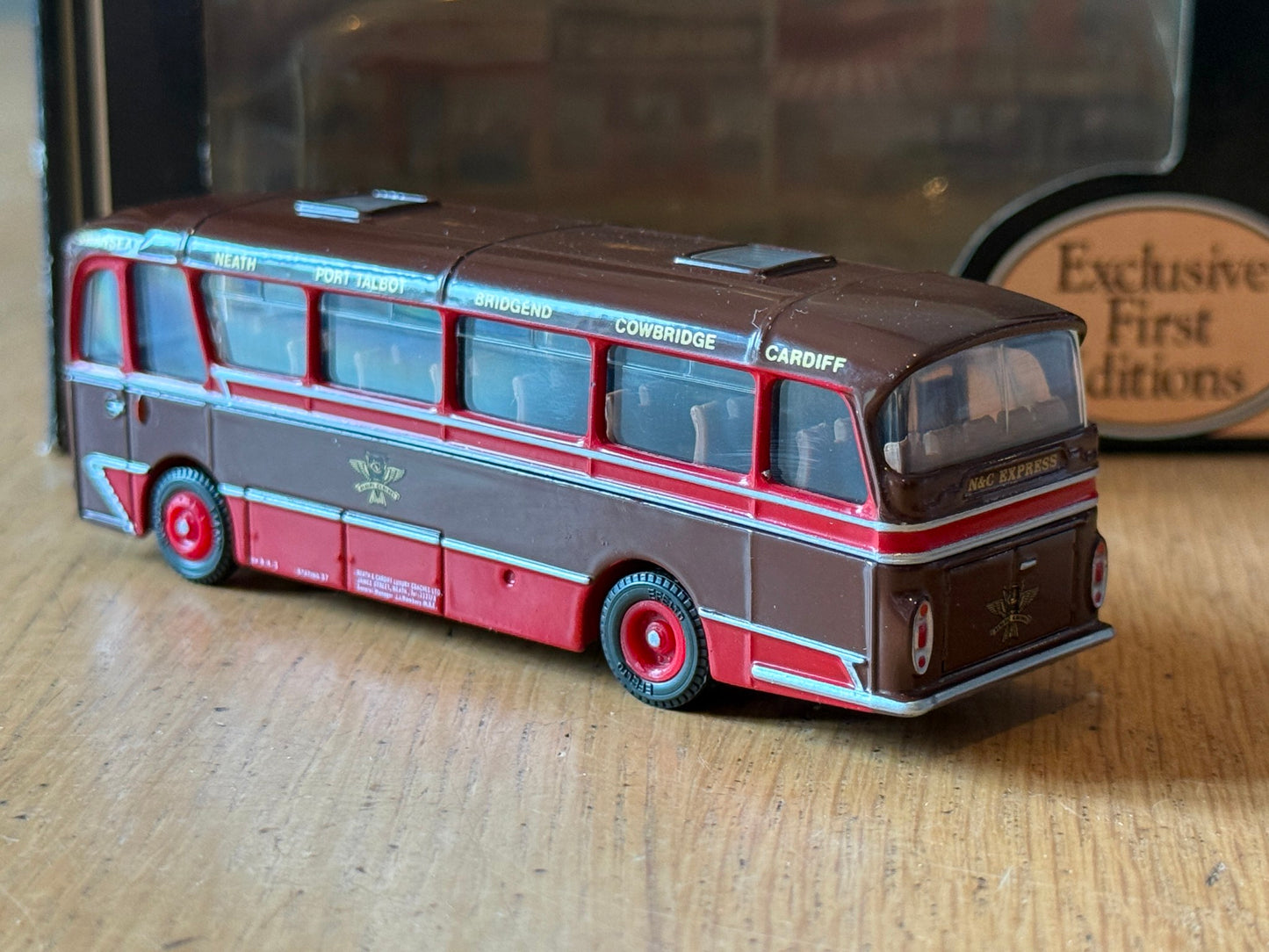EFE 12105 - 1:76 Harrington Cavalier Coach - Neath & Cardiff Swansea Bus