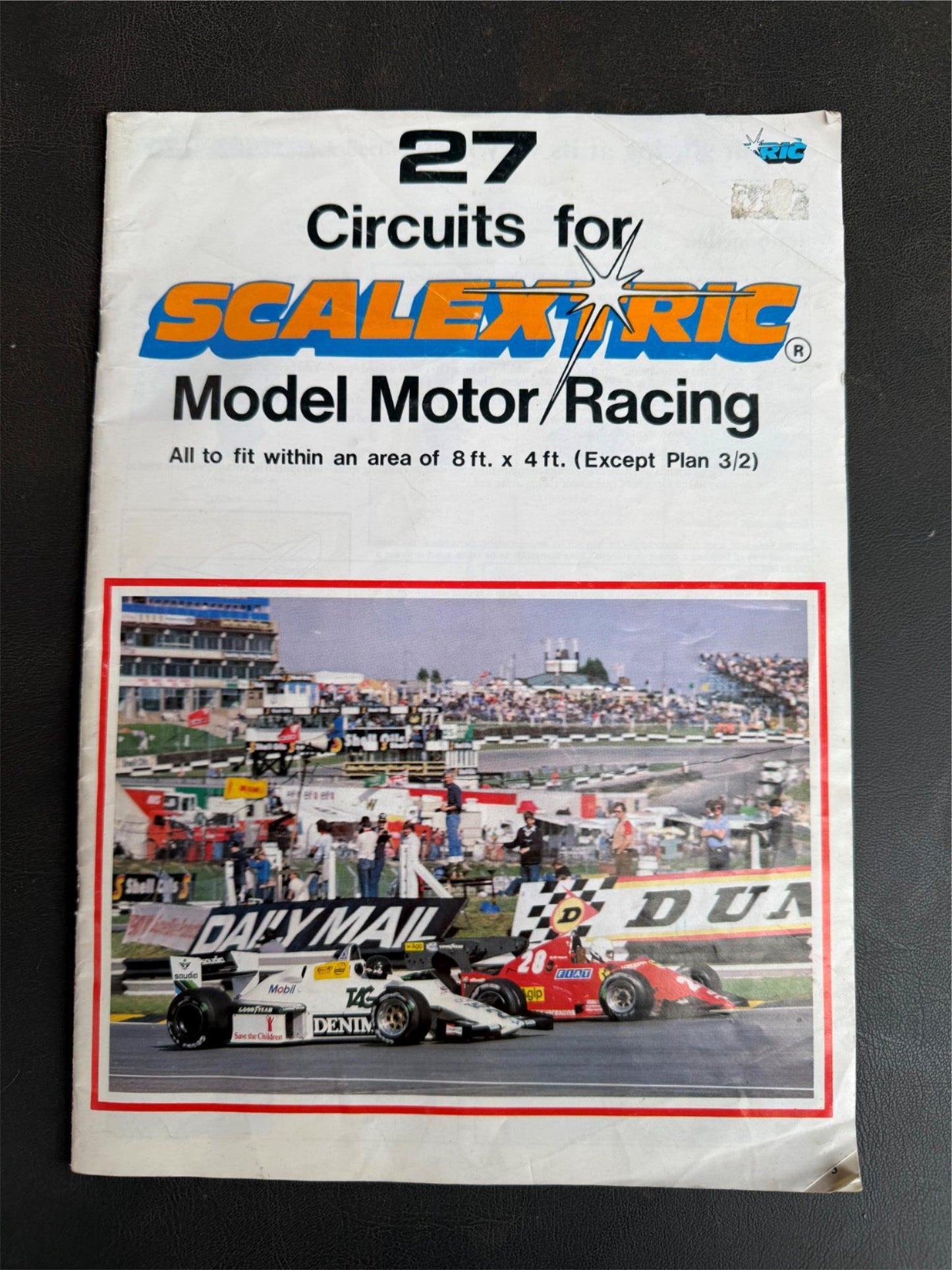 27 Circuits for Scalextric Motor Model Racing - Catalogue/Track Plans