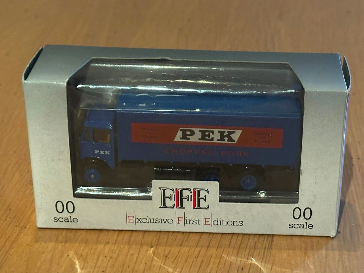 EFE OO Gauge AEC Mammoth 6-wheel Camion PEK Chopped Pork 10504. Boxed.