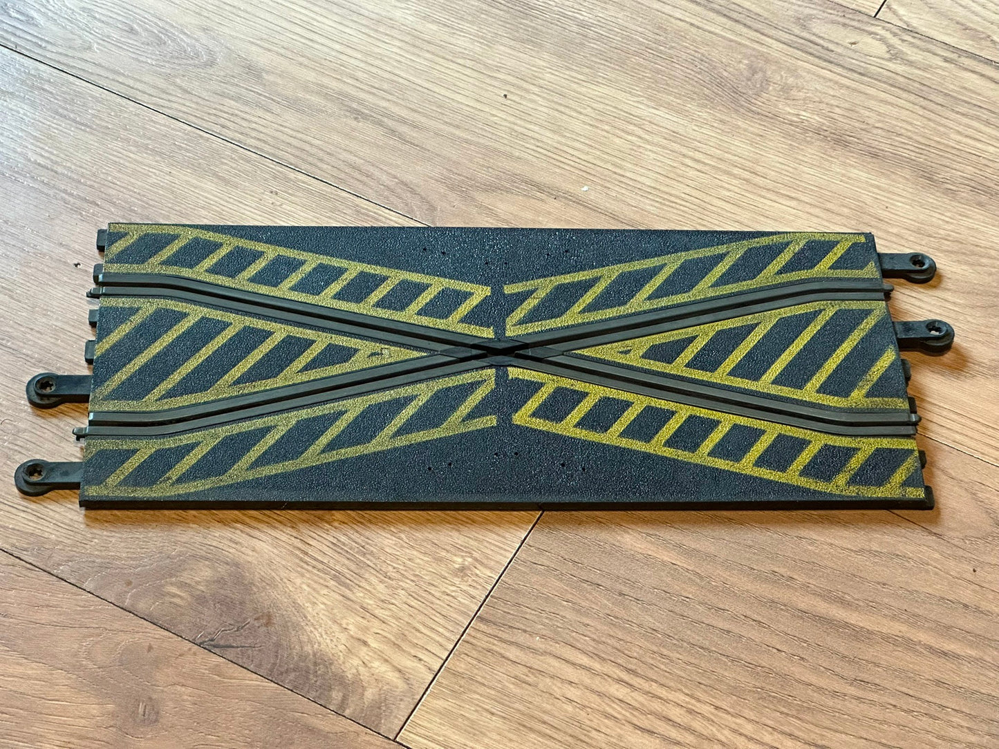 Scalextric 1:32 Twinpack 2x Classic Scalextric Crossover Straight Tracks PT82