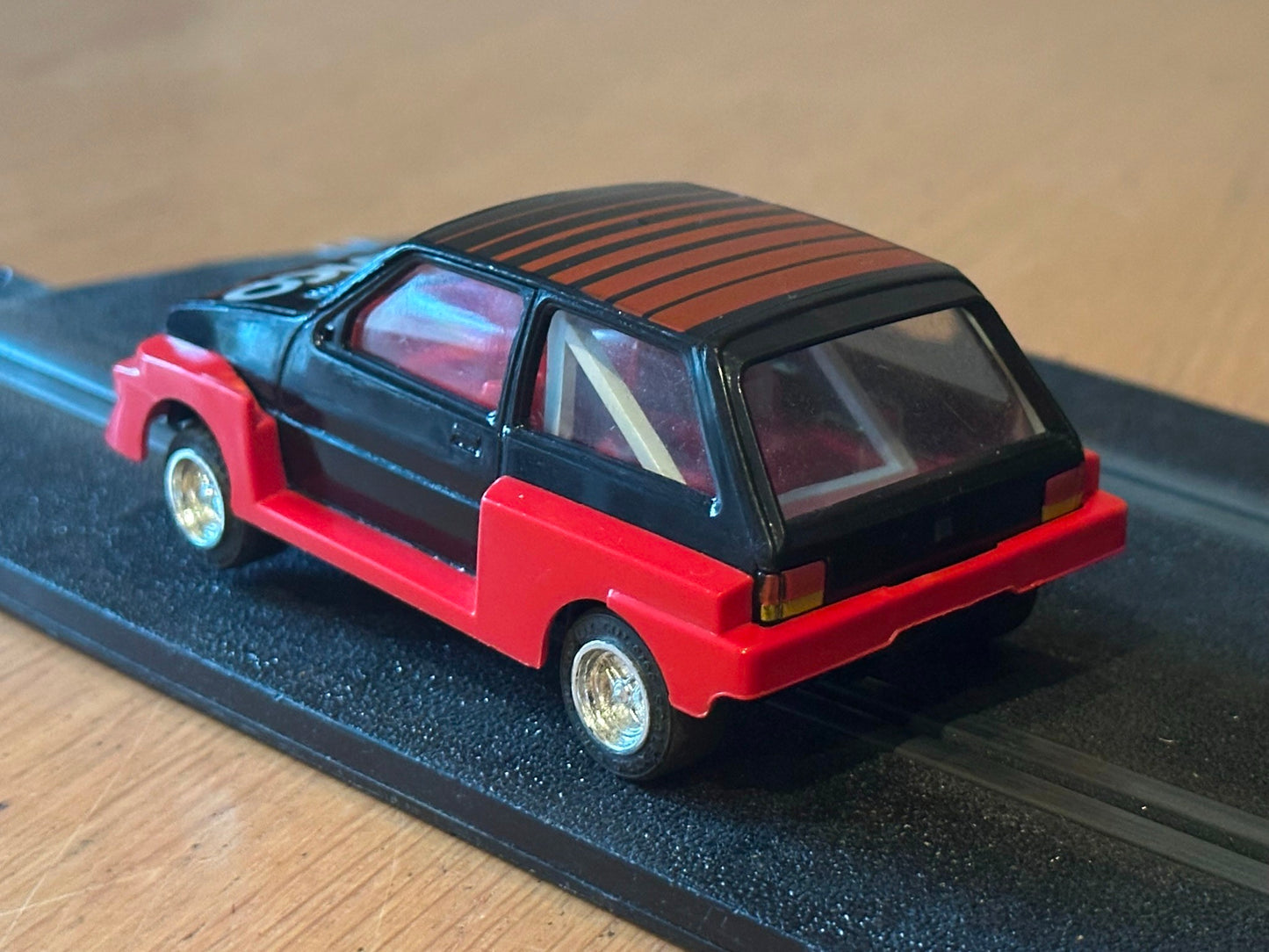 Scalextric Metro 6R4 Navico C333.