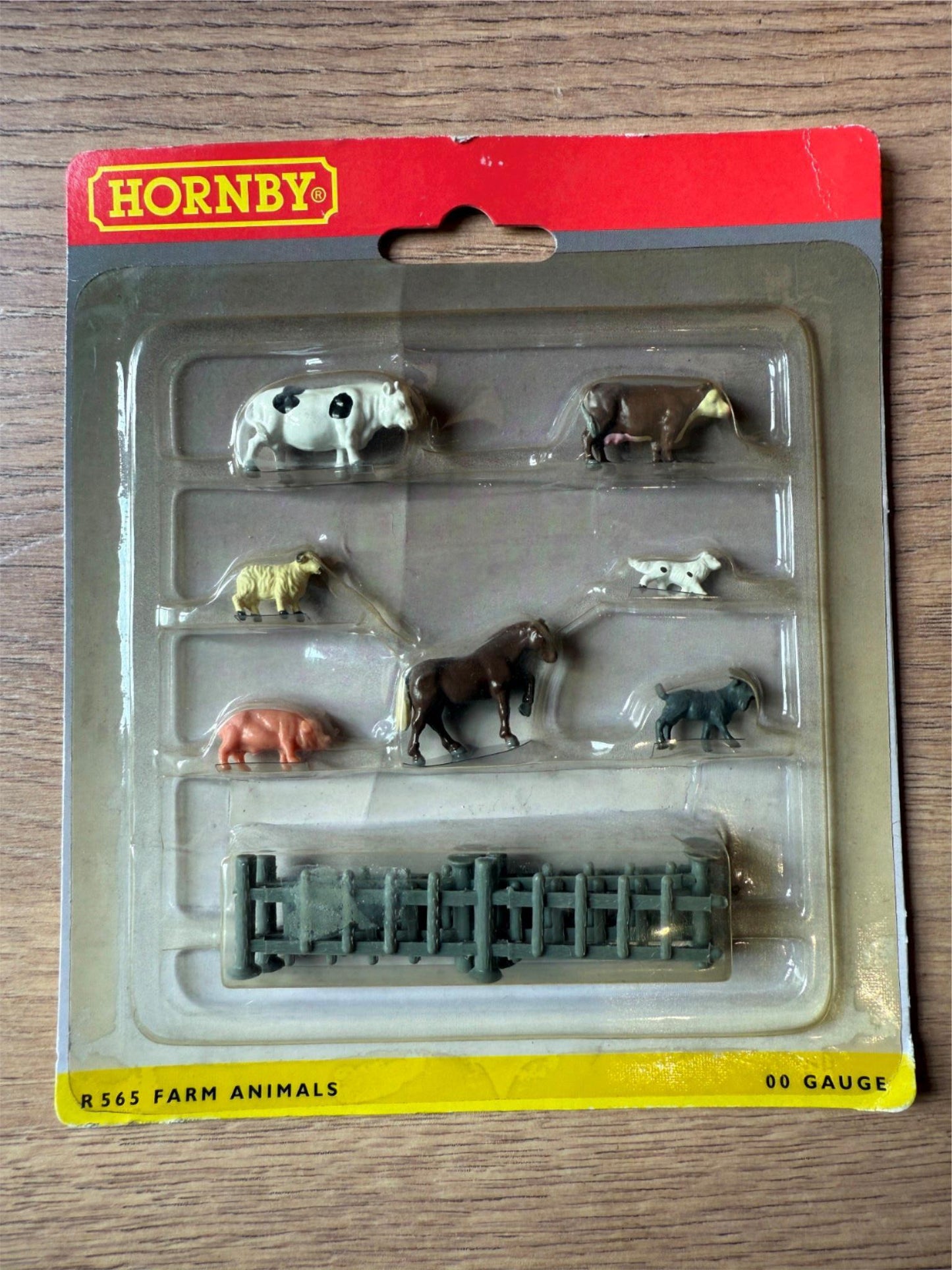Hornby OO Gauge - Farm Animals BNIB