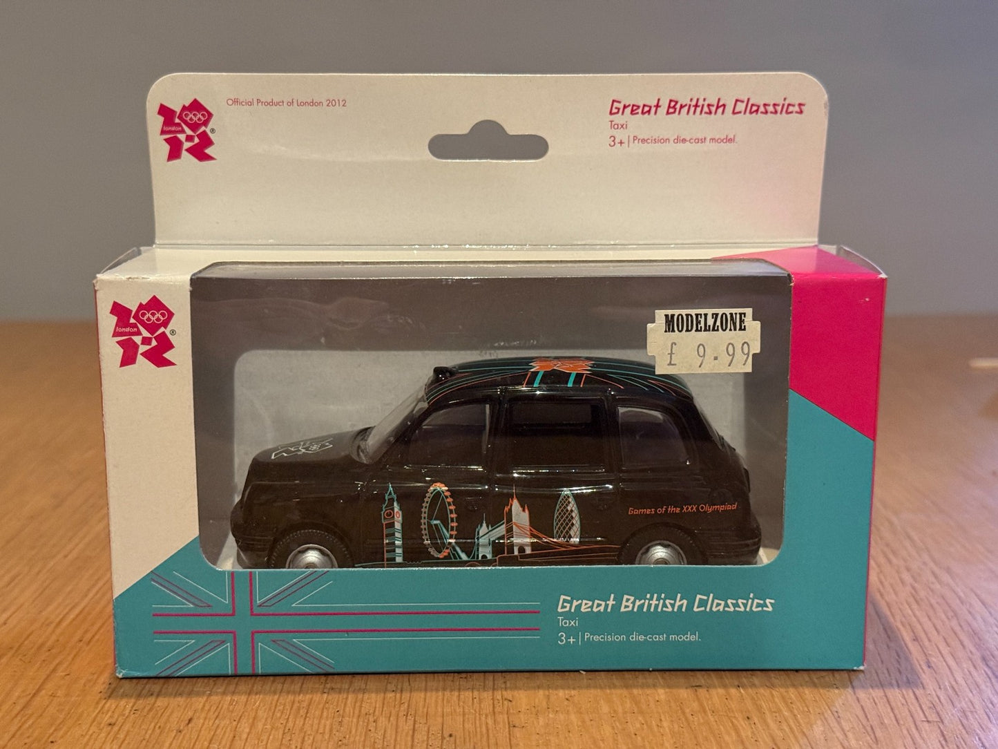 Corgi - LTI Taxi CC85902 - London 2012 - BNIB